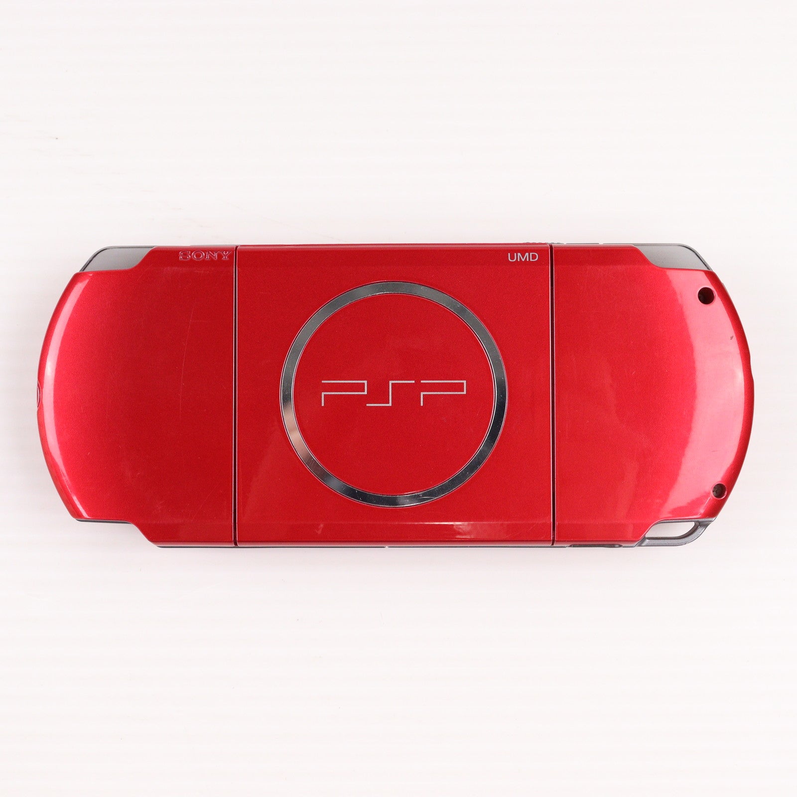 【中古即納】[PSP] (本体) PlayStation Portable(プレイステーション・ポータブル) ラディアント・レッド SCE(PSP-3000RR)(20090305)