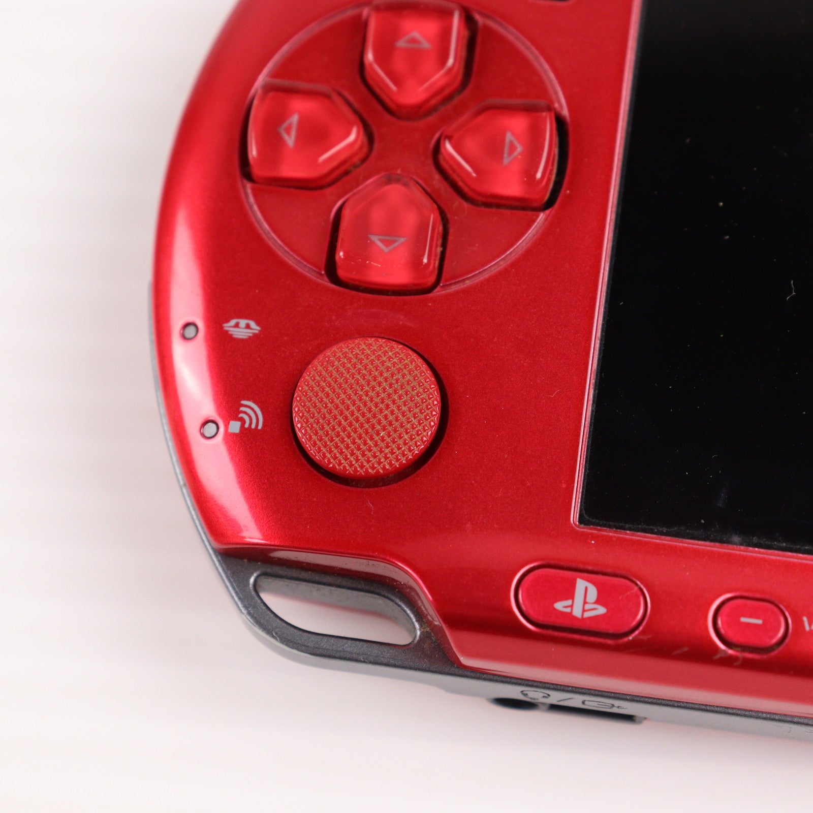 【中古即納】[PSP] (本体) PlayStation Portable(プレイステーション・ポータブル) ラディアント・レッド SCE(PSP-3000RR)(20090305)