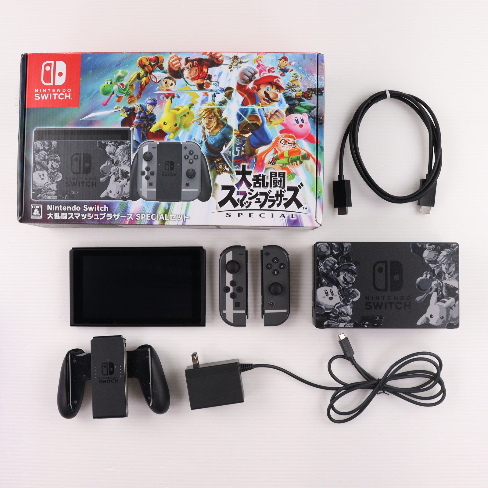 【中古即納】[Switch] (本体) Nintendo Switch(ニンテンドースイッチ) 大乱闘スマッシュブラザーズ SPECIALセット(スペシャルセット) 任天堂(HAC-S-KAELJ)(20181116)