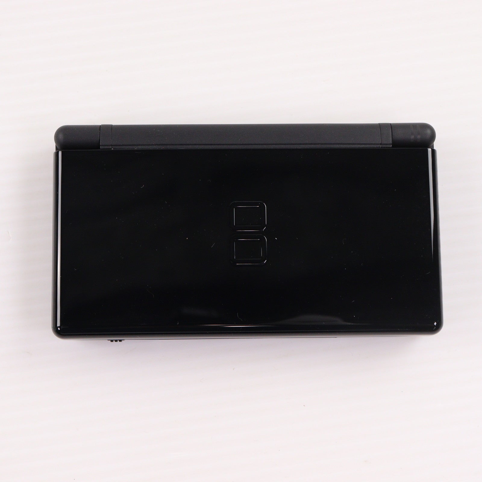【中古即納】[NDS] (本体) ニンテンドーDS Lite(ライト) ジェットブラック 任天堂(USG-S-KA)(20060902)