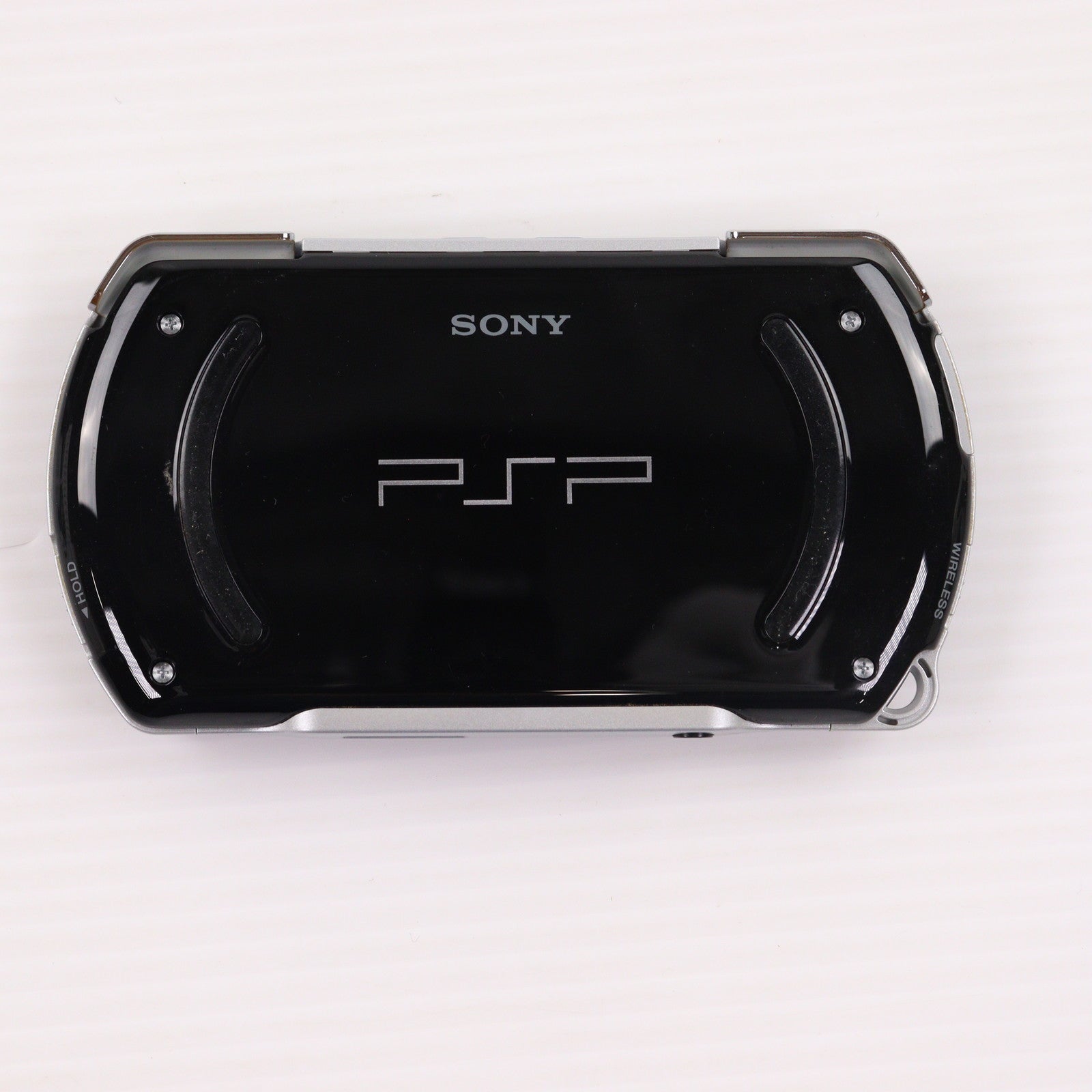 【中古即納】[PSP] (本体) PlayStation Portable go(プレイステーション・ポータブル ゴー) ピアノ・ブラック SCE(PSP-N1000PB)(20091101)