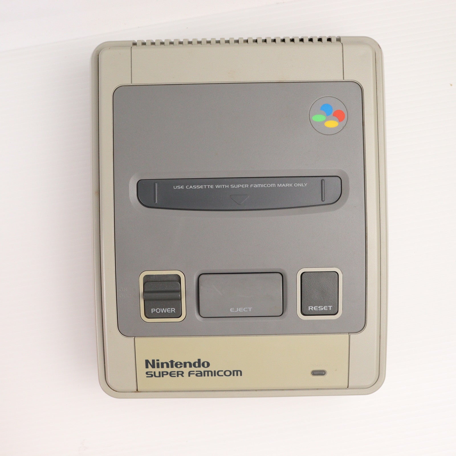 【中古即納】[SFC] (本体) SUPER Famicom(スーパーファミコン) 任天堂(SHVC-001)(19901121)