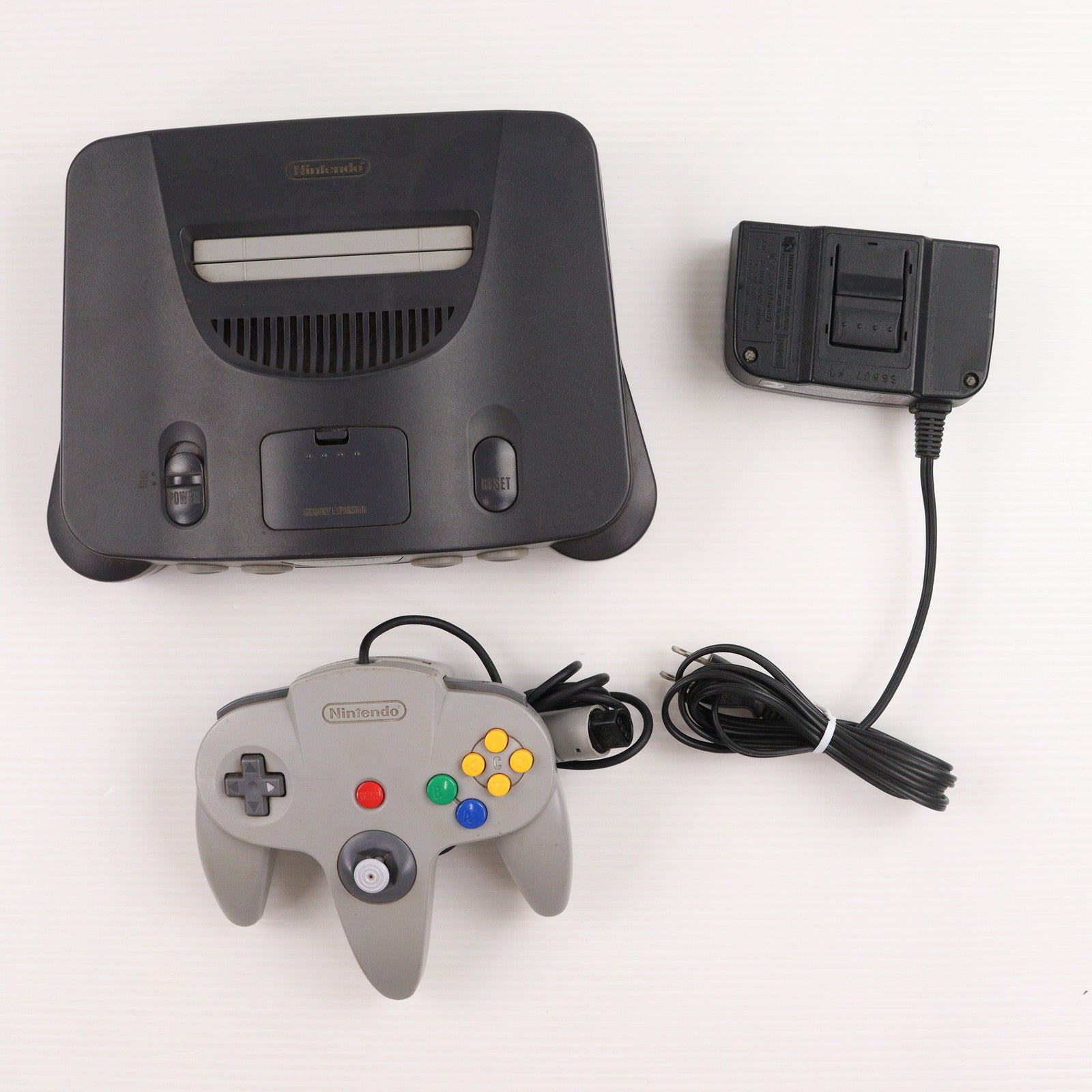 【中古即納】[N64] (本体) NINTENDO64(ニンテンドウ/ニンテンドー64) 任天堂(NUS-S-HA)(19960623)