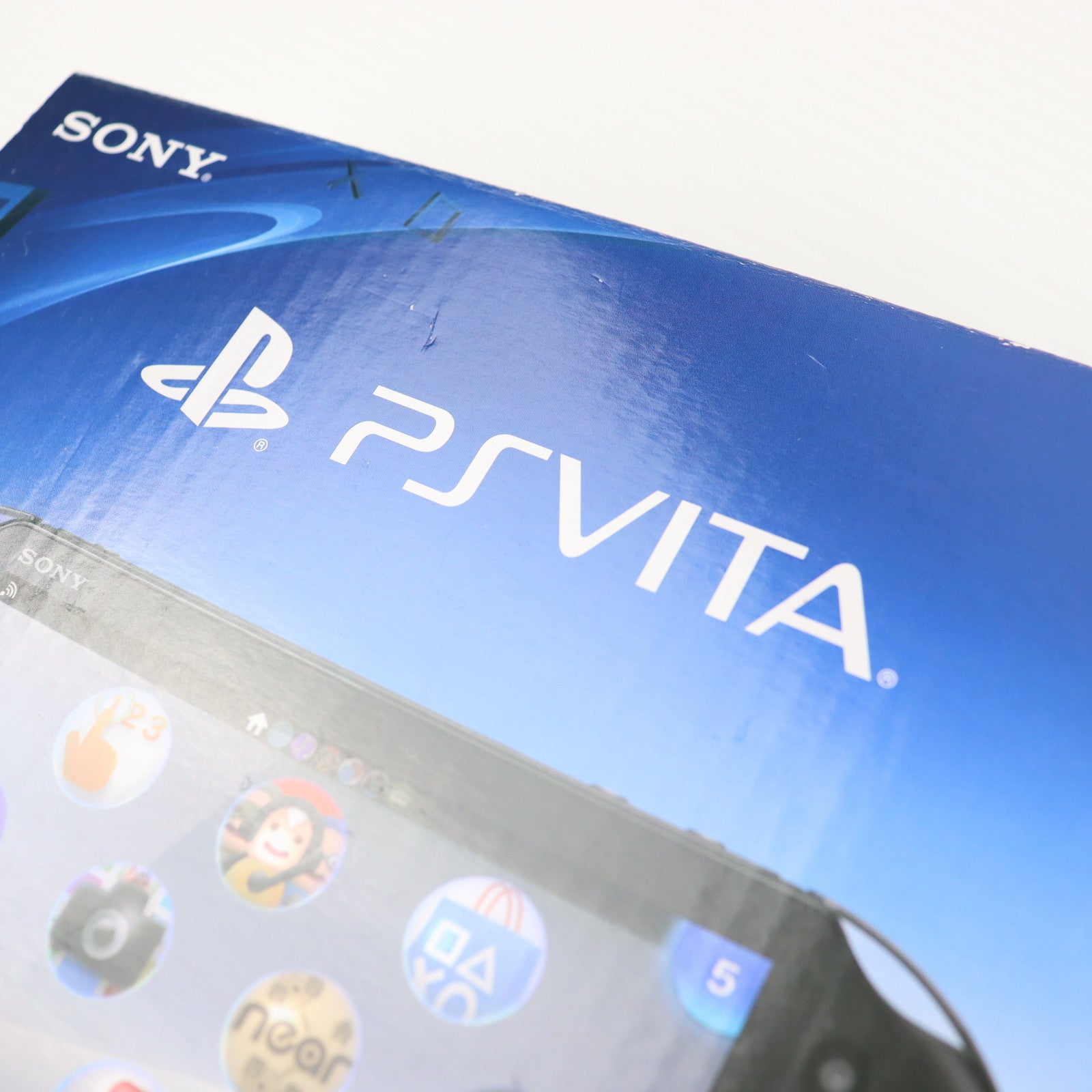 【中古即納】[PSVita] (本体) PlayStation Vita(プレイステーション ヴィータ) Wi-Fiモデル ブラック SCE(PCH-2000ZA11)(20131010)