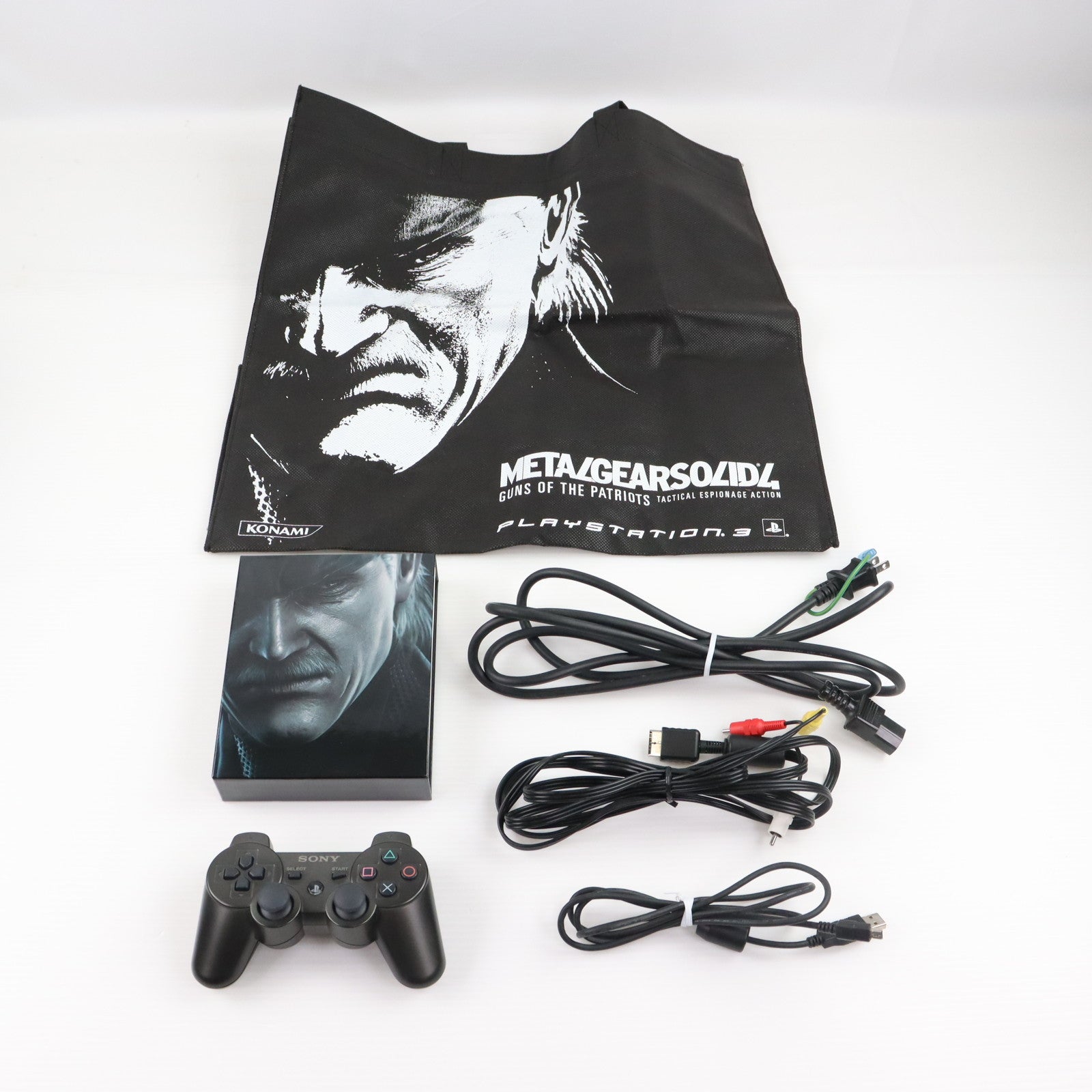 【中古即納】[PS3] (本体) METAL GEAR SOLID 4 GUNS OF THE PATRIOTS(メタルギアソリッド4 ガンズ・オブ・ザ・パトリオット) プレミアムパック コナミデジタルエンタテインメント(VT008-J1)(20080612)