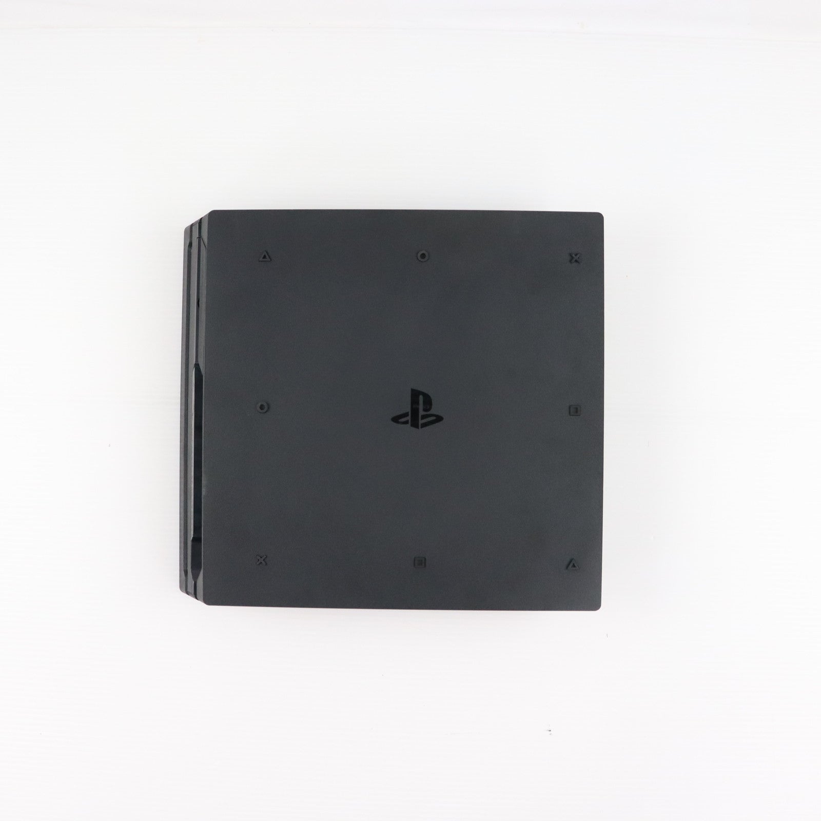 【中古即納】[PS4] (本体) PlayStation 4 Pro(プレイステーション4 プロ) ジェット・ブラック 1TB SIE(CUH-7100BB01)(20170929)