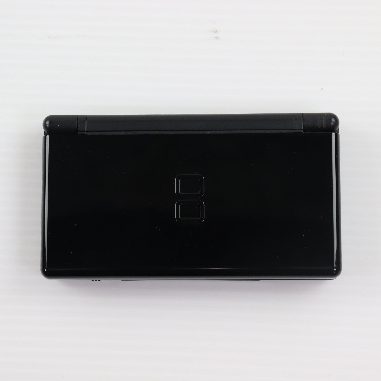 【中古即納】[NDS] (本体) ニンテンドーDS Lite(ライト) ジェットブラック 任天堂(USG-S-KA)(20060902)