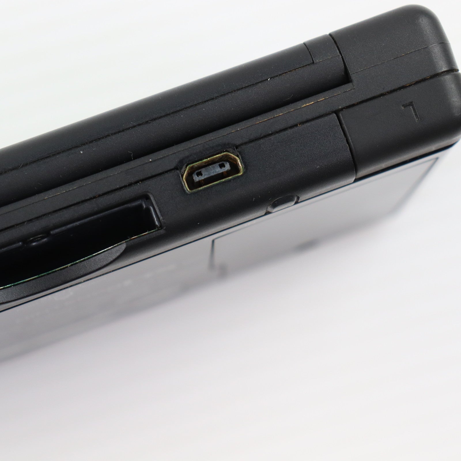 【中古即納】[NDS] (本体) ニンテンドーDS Lite(ライト) ジェットブラック 任天堂(USG-S-KA)(20060902)