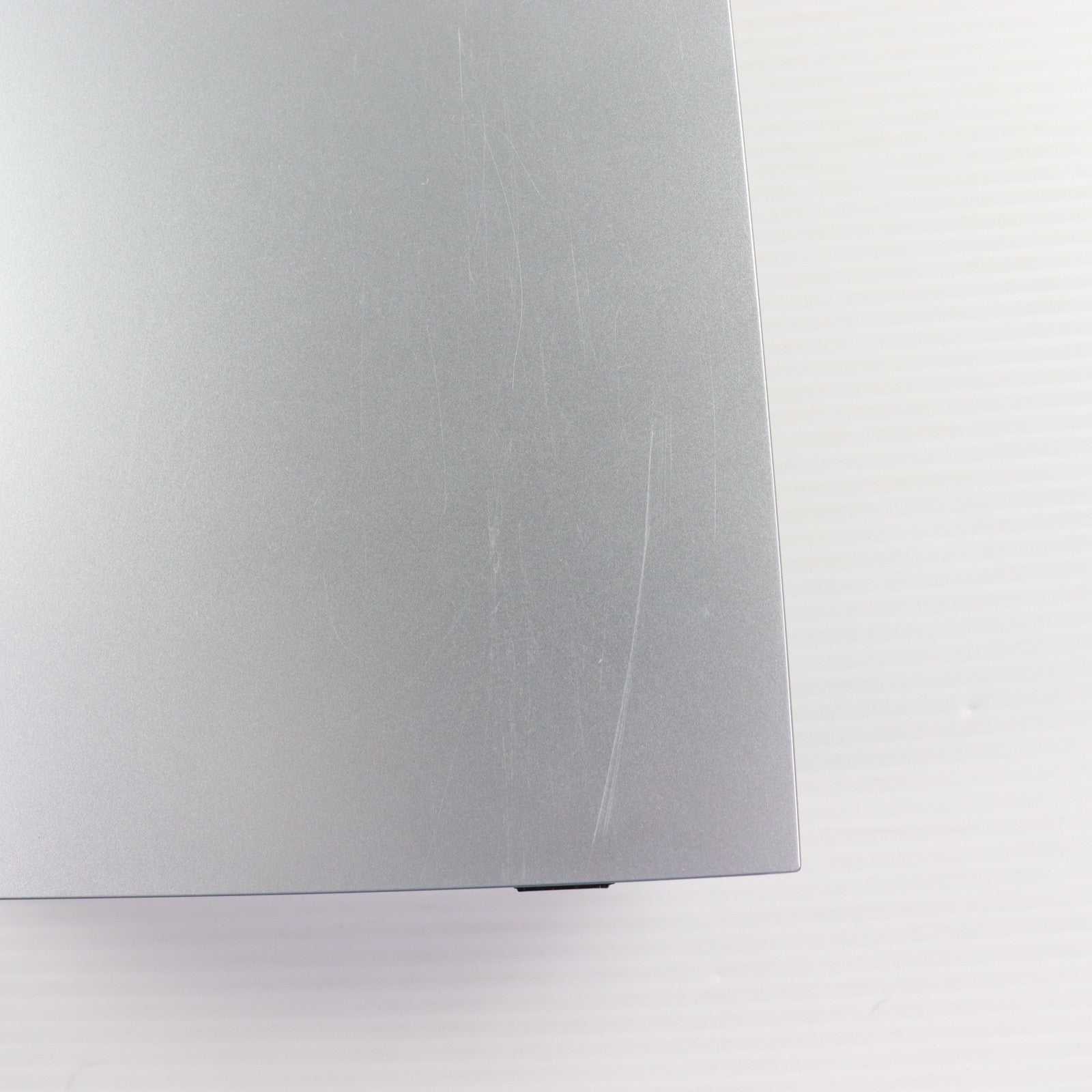 【中古即納】[PS2] (本体) トイザらス限定 PlayStation 2(プレイステーション2) サテンシルバー SCE(SCPH-50000TSS)(20041119)