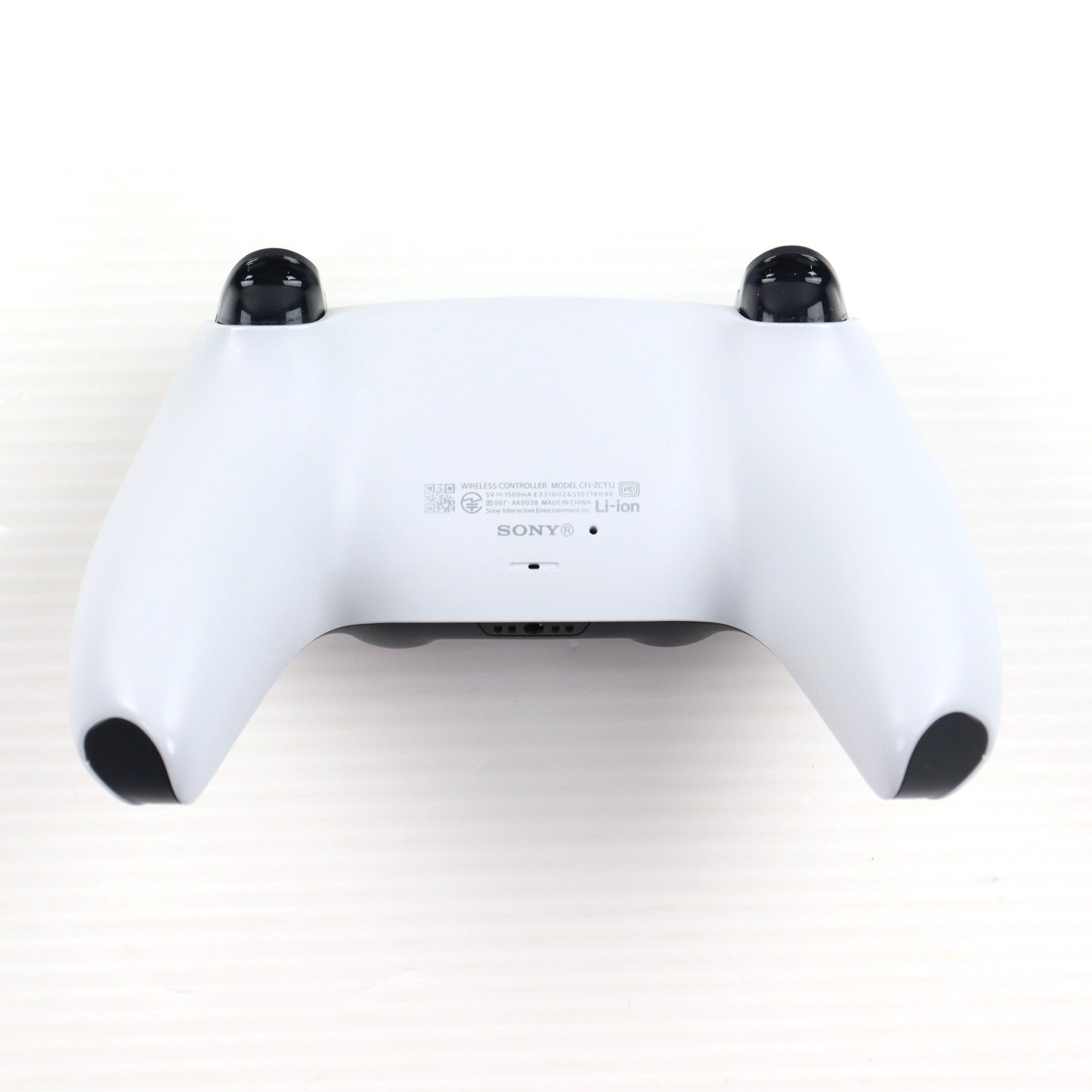 【中古即納】[PS5] (本体) PlayStation 5(プレイステーション5) SIE(CFI-1200A01)(20220915)