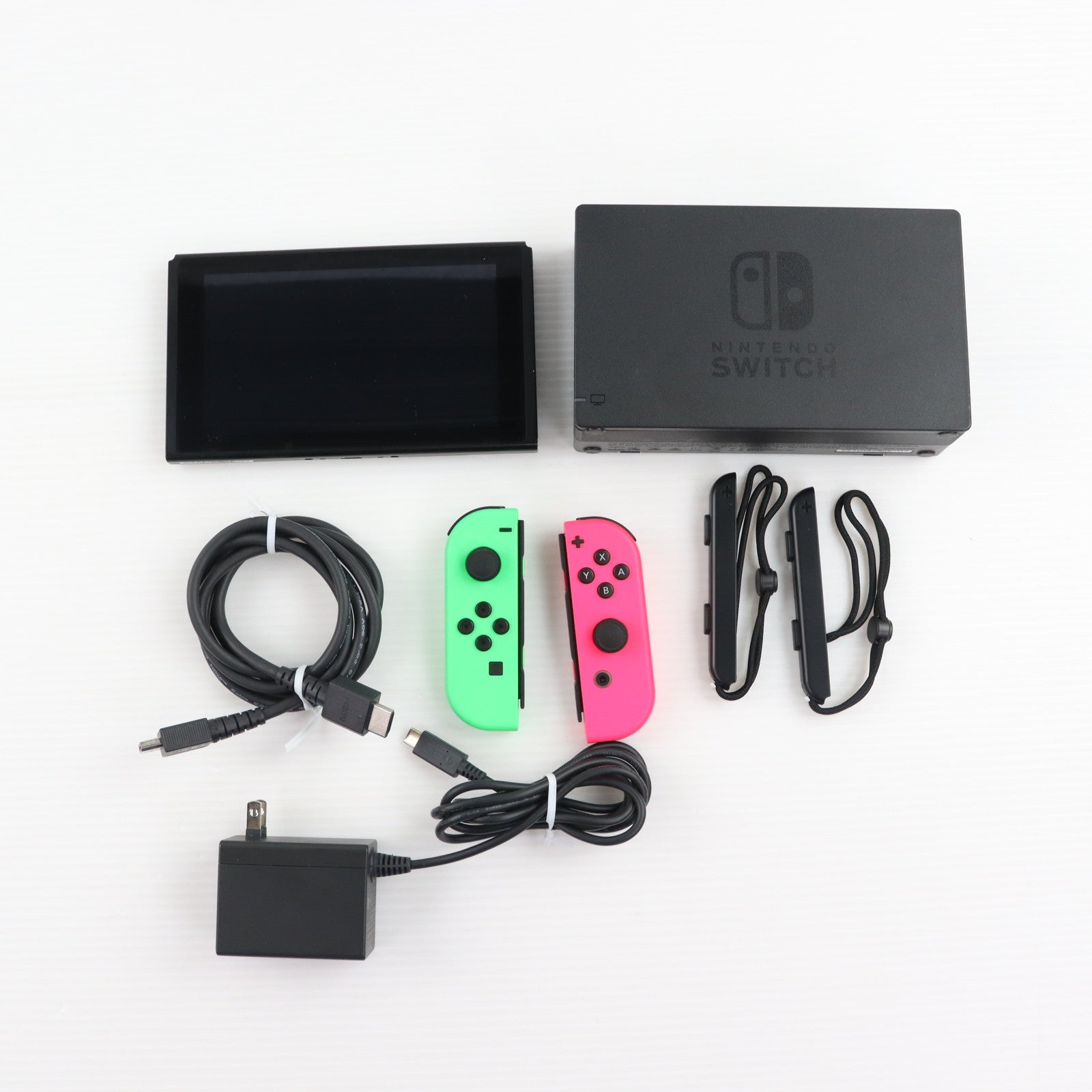 【中古即納】[Switch] (本体) マイニンテンドーストア限定 (新型)Nintendo Switch(ニンテンドースイッチ) カスタマイズ Joy-Con(L) ネオングリーン/(R) ネオンピンク Joy-Conストラップ ブラック 任天堂(HAD-S-KAYAA)(20190830)