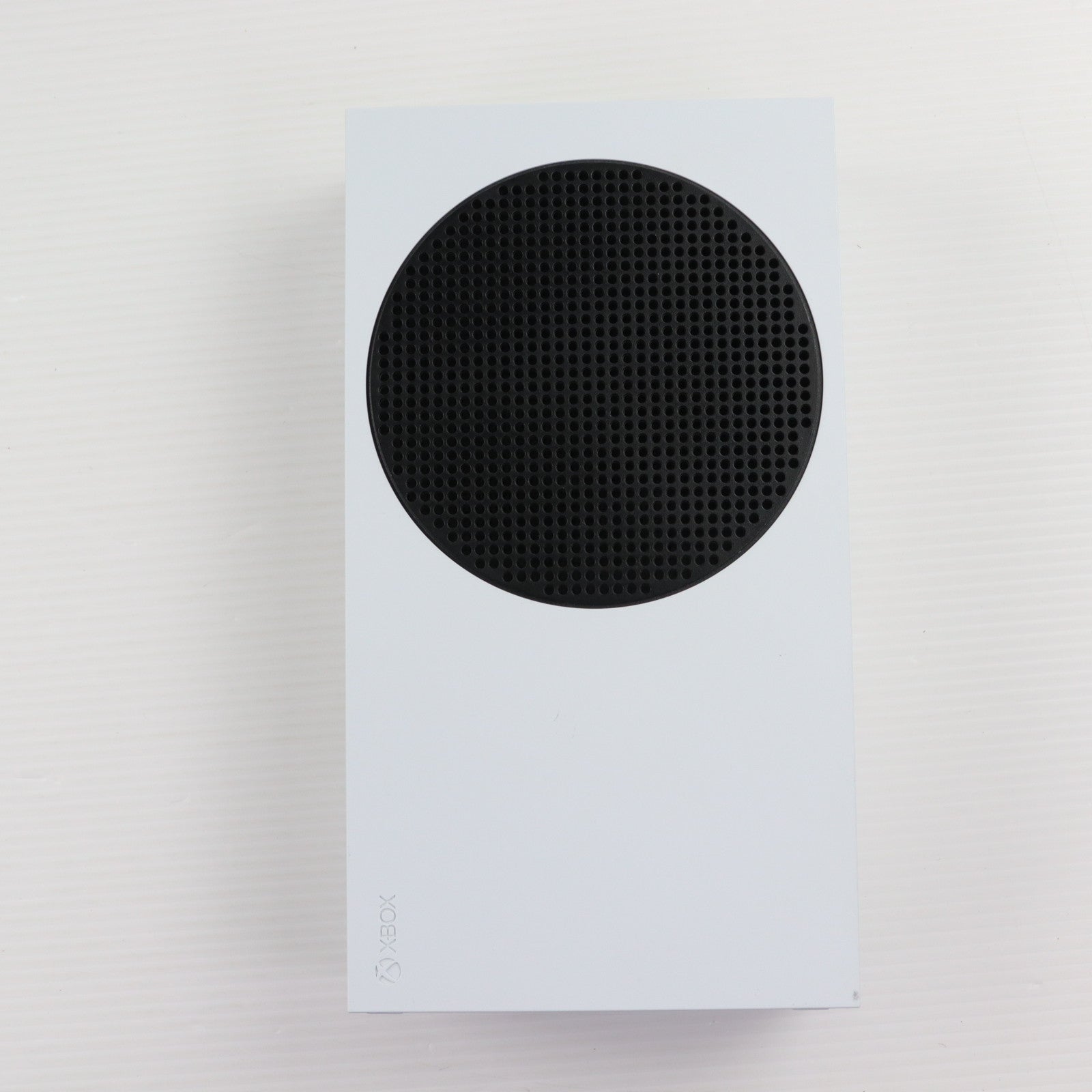 【中古即納】[XboxX/S] (本体) Xbox Series S 512GB 日本マイクロソフト(RRS-00015)(20201110)