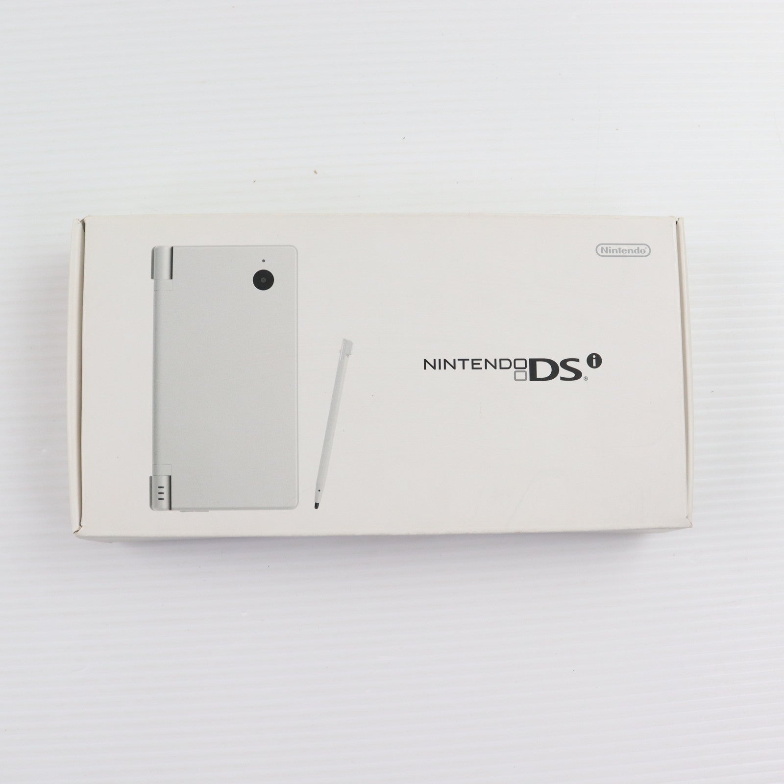 【中古即納】[NDS] (本体) ニンテンドーDSi ホワイト 任天堂(TWL-S-WA)(20081101)
