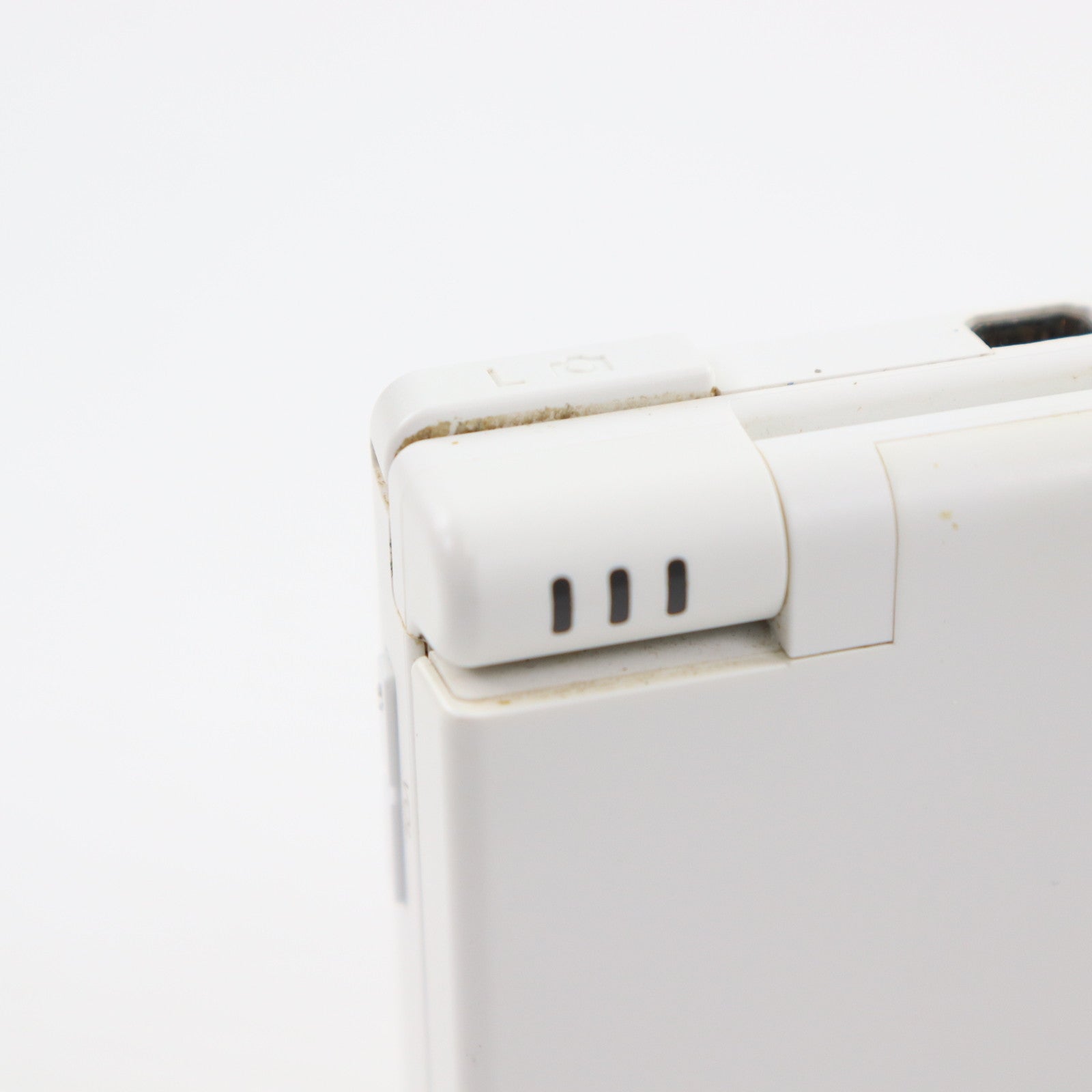 【中古即納】[NDS] (本体) ニンテンドーDSi ホワイト 任天堂(TWL-S-WA)(20081101)