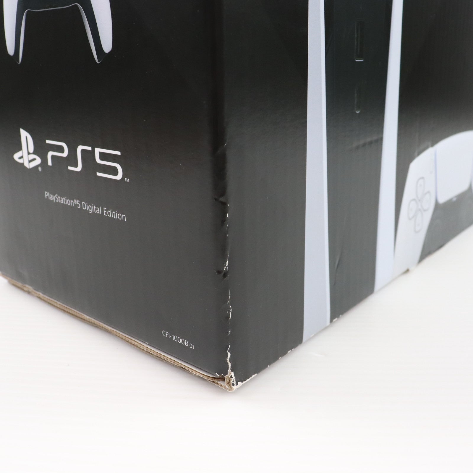 【中古即納】[PS5] (本体) PlayStation 5(プレイステーション5) デジタル・エディション SIE(CFI-1000B01)(20201112)