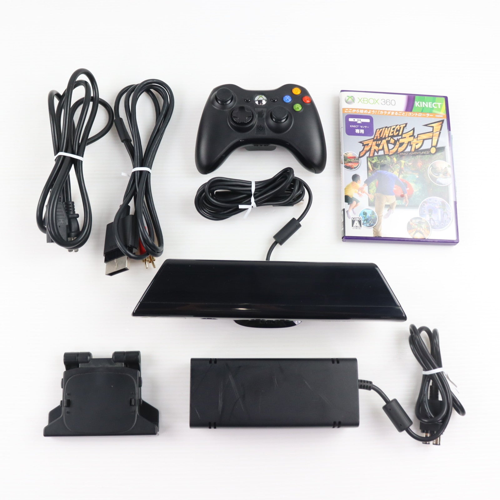 【中古即納】[Xbox360] (本体) Xbox360 250GB + Kinect(250GBプラスキネクト) スペシャルエディション(Kinect アドベンチャー同梱) 日本マイクロソフト(S7G-00017)(20101120)