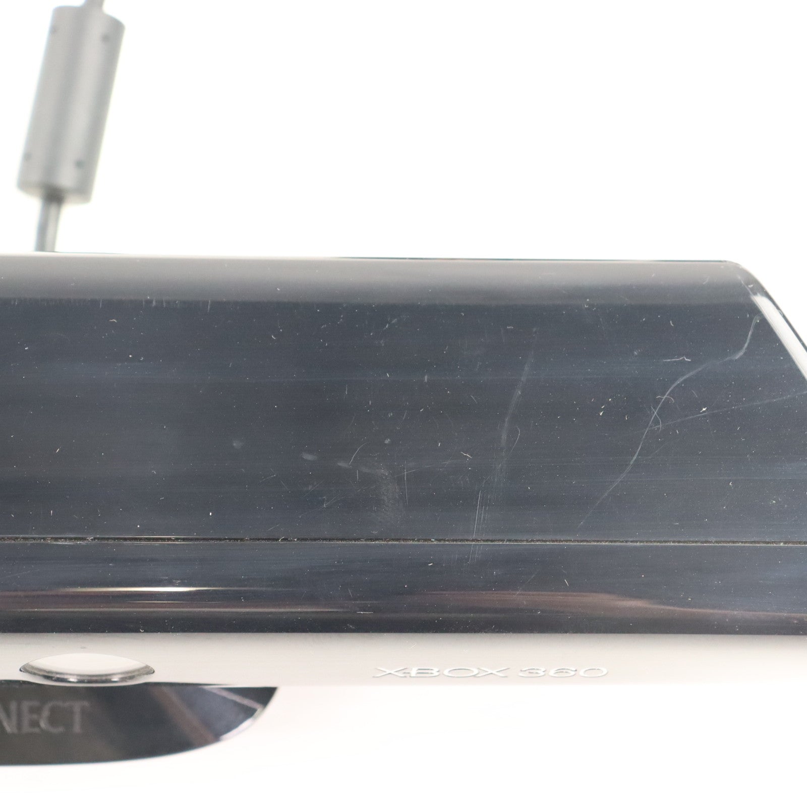 【中古即納】[Xbox360] (本体) Xbox360 250GB + Kinect(250GBプラスキネクト) スペシャルエディション(Kinect アドベンチャー同梱) 日本マイクロソフト(S7G-00017)(20101120)