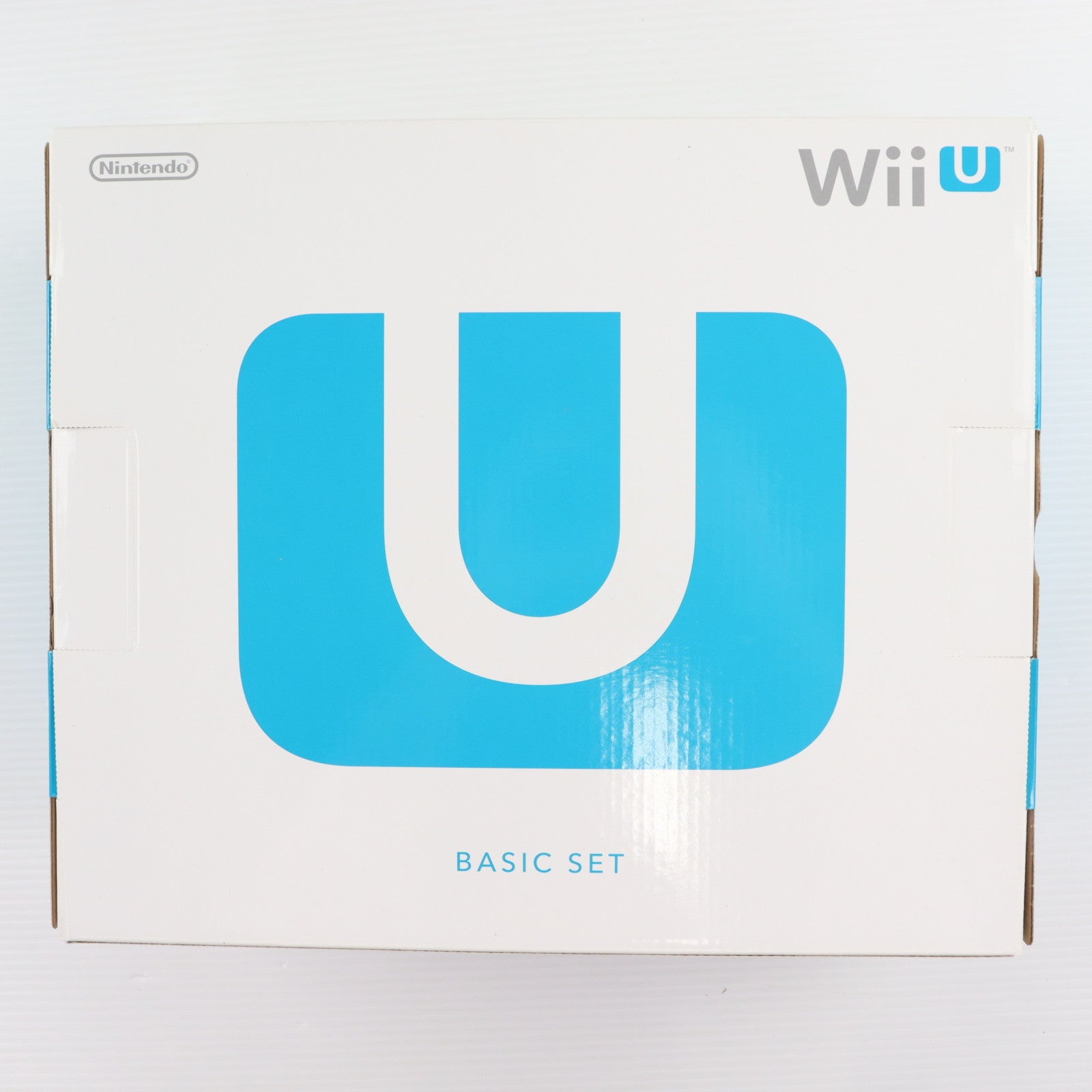 【中古即納】[WiiU] (本体) Wii U ベーシックセット 白 BASIC SET Shiro(本体メモリー8GB) 任天堂(WUP-S-WAAA)(20121208)