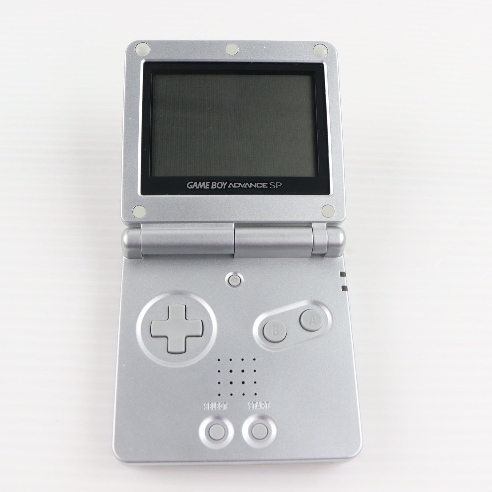 【中古即納】[GBA] (本体) GAMEBOY ADVANCE SP(ゲームボーイアドバンスSP) プラチナシルバー 任天堂(AGS-S-ZVA)(20030214)