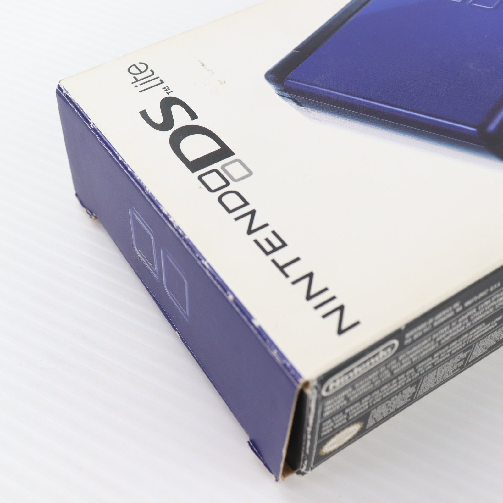 【中古即納】[NDS] (本体) ニンテンドーDS Lite(ライト) コバルト/ブラック(北米版) 任天堂(USG-S-BMKB-USZ)(20080210)