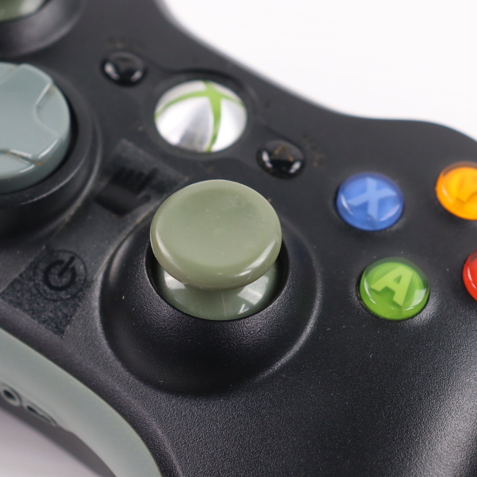 【中古即納】[Xbox360] (本体) Xbox 360 エリート 120GB(HDMI AVケーブル同梱) 日本マイクロソフト(B4J-00128)(20071011)