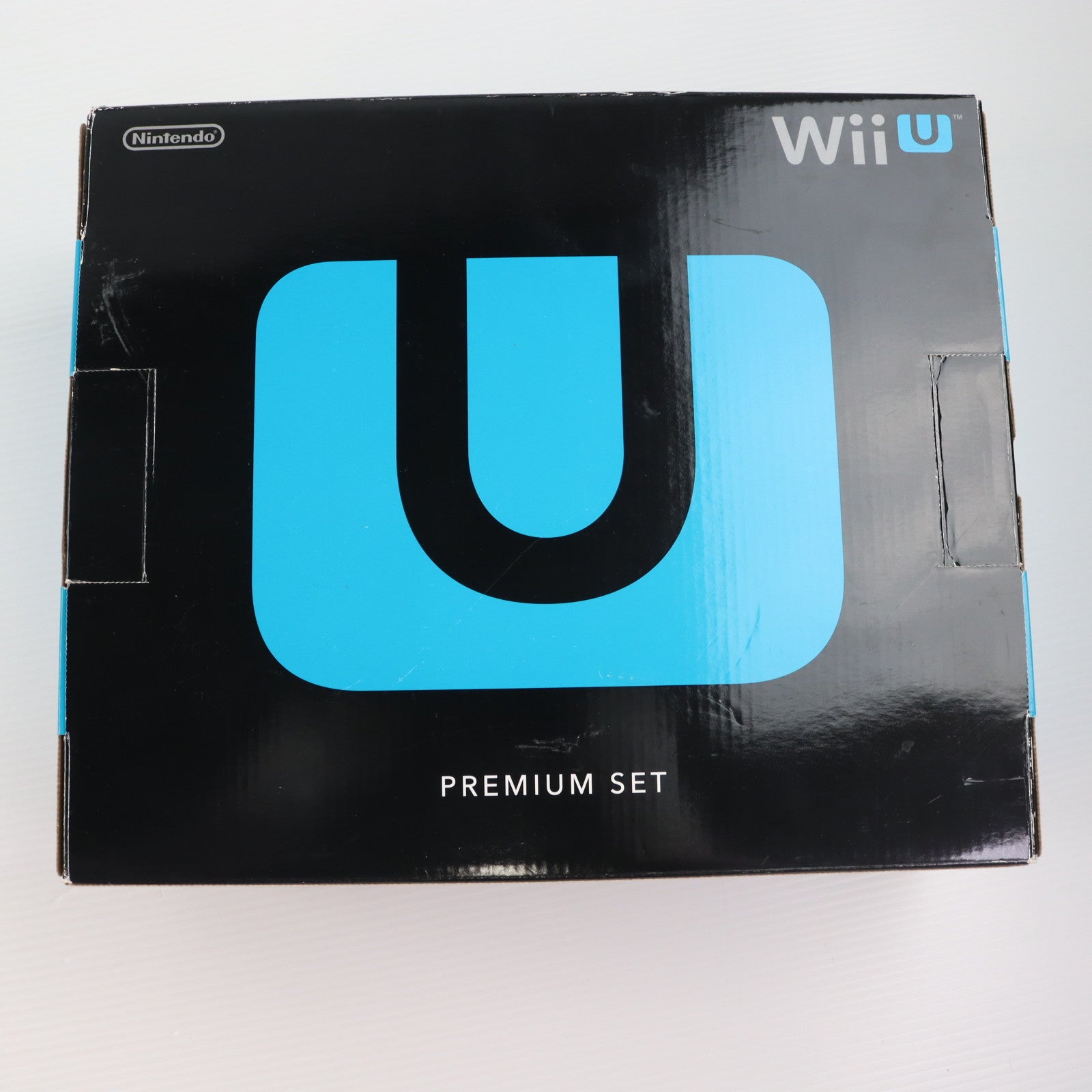 【中古即納】[WiiU] (本体) Wii U プレミアムセット 黒 PREMIUM SET kuro(本体メモリー32GB) 任天堂(WUP-S-KAFC)(20121208)