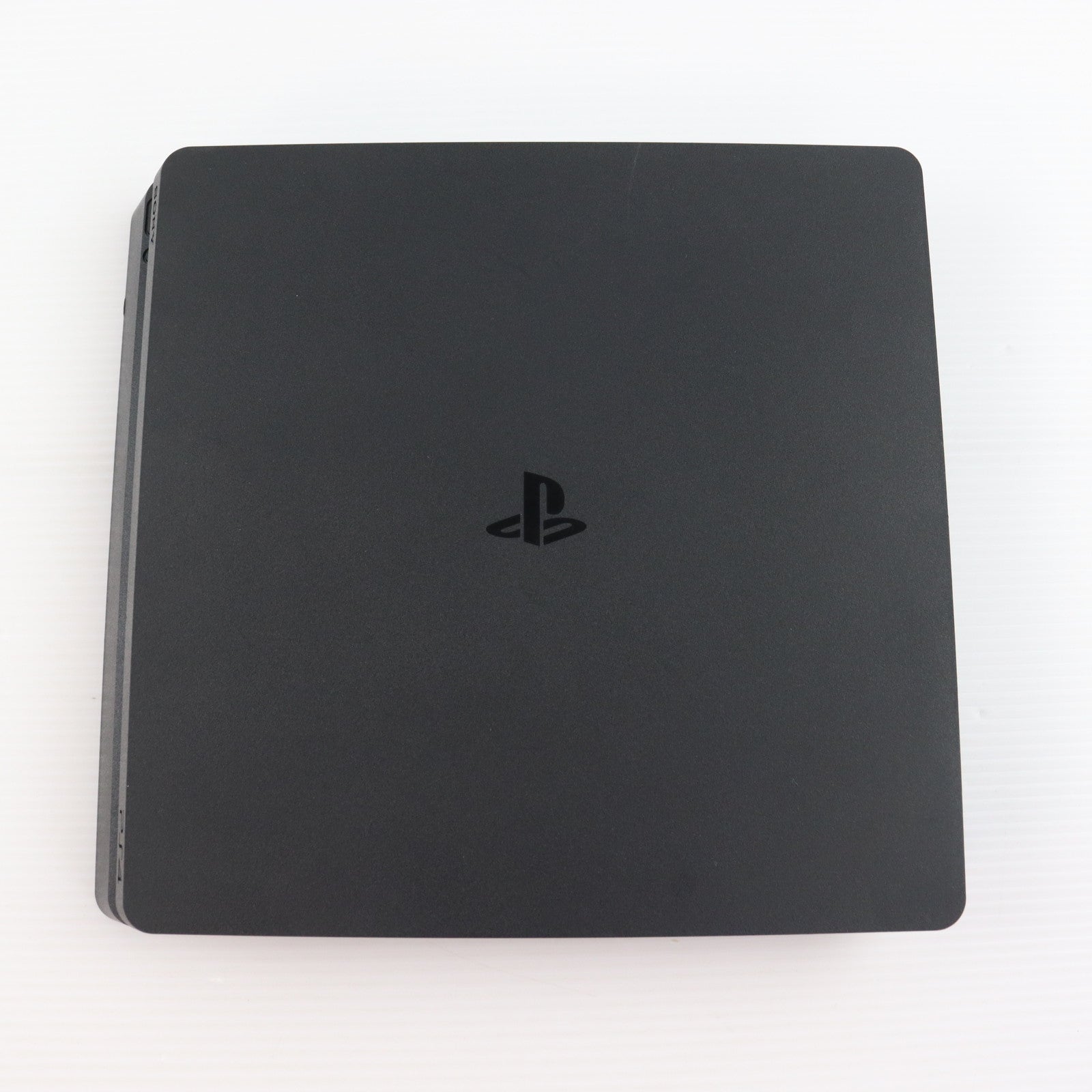 【中古即納】[PS4] (本体) PlayStation 4 FINAL FANTASY VII REMAKE Pack(プレイステーション4 ファイナルファンタジー7 リメイクパック) 500GB SIE(CUHJ-10035)(20200410)