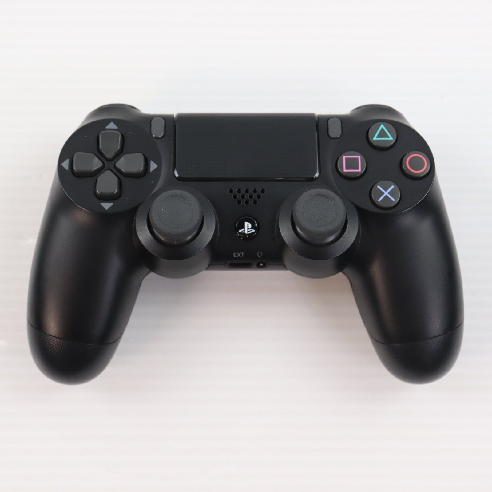 【中古即納】[PS4] (本体) PlayStation 4 FINAL FANTASY VII REMAKE Pack(プレイステーション4 ファイナルファンタジー7 リメイクパック) 500GB SIE(CUHJ-10035)(20200410)