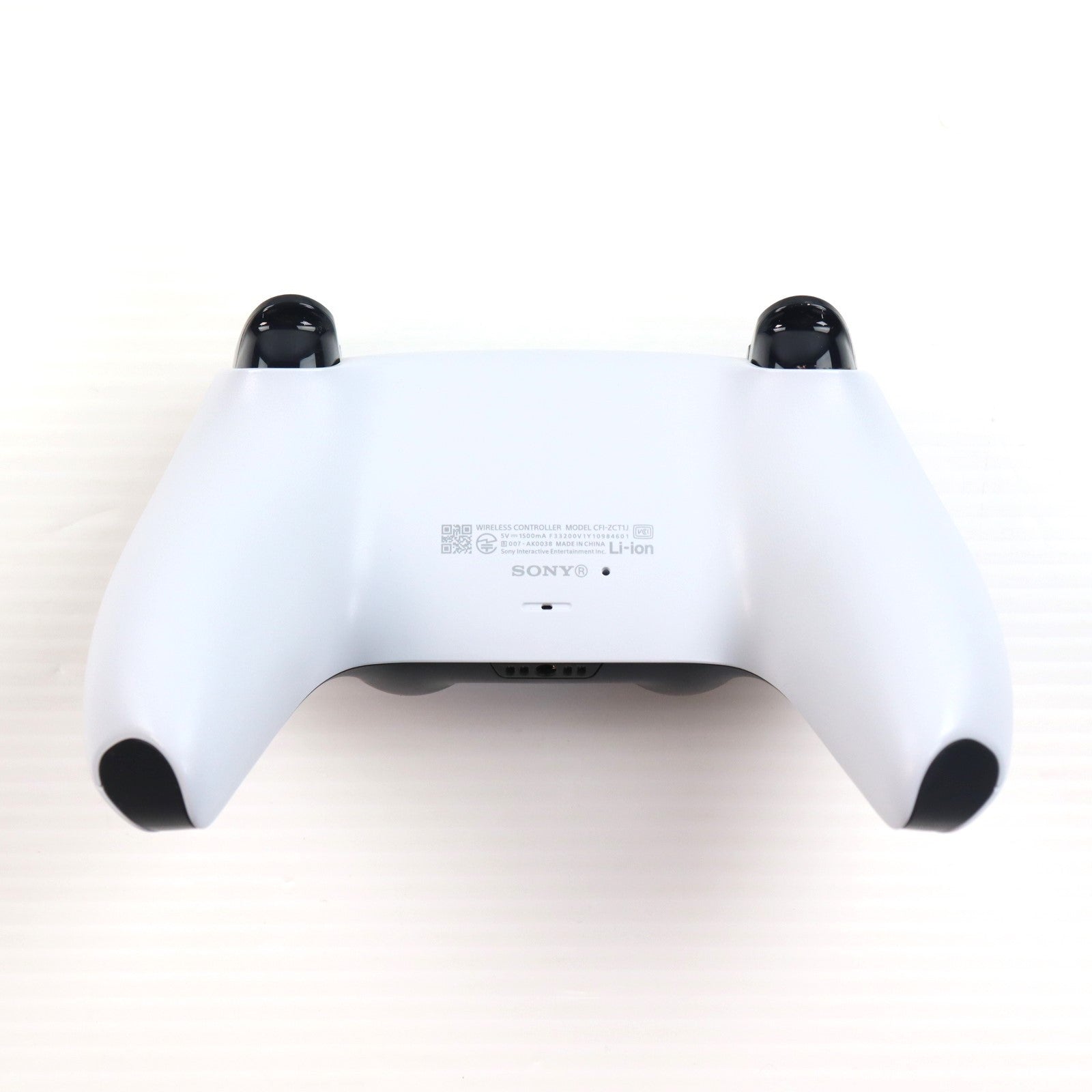 【中古即納】[PS5] (本体) PlayStation 5(プレイステーション5) SIE(CFI-1200A01)(20220915)