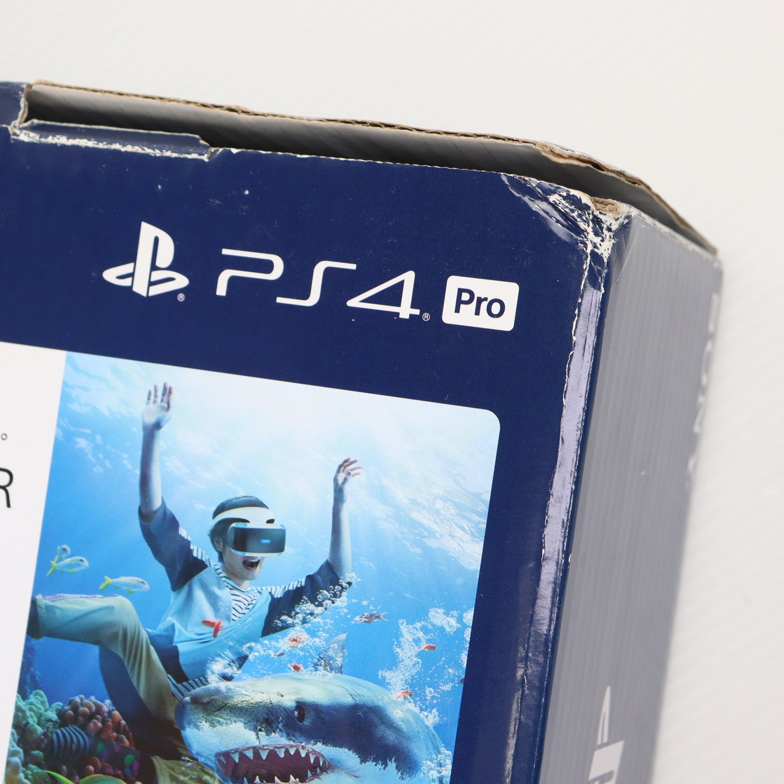 【中古即納】[PS4] (本体) PlayStation 4 Pro(プレイステーション4 プロ) ジェット・ブラック 1TB SIE(CUH-7100BB01)(20170929)