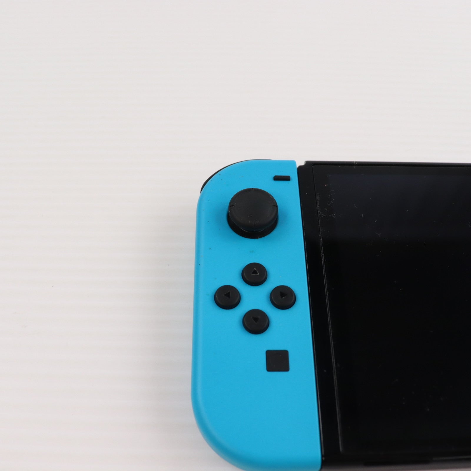 【中古即納】[Switch] (本体) Nintendo Switch(ニンテンドースイッチ) 有機ELモデル Joy-Con(L) ネオンブルー/R ネオンレッド 任天堂(HEG-S-KABAA)(20211008)