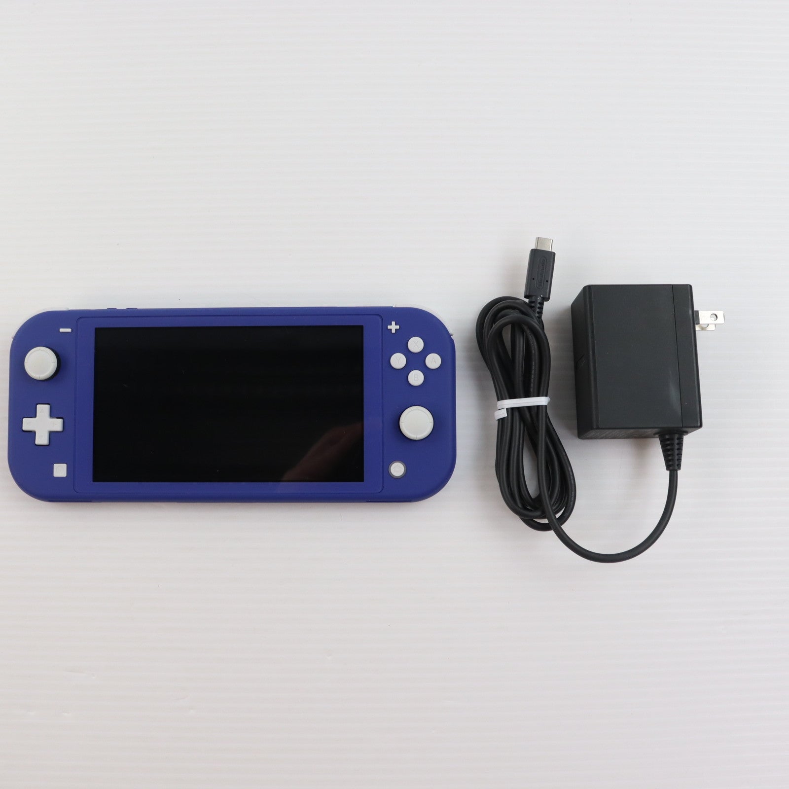 【中古即納】[Switch] (本体) Nintendo Switch Lite(ニンテンドースイッチライト) ブルー 任天堂(HDH-S-BBZAA)(20210521)