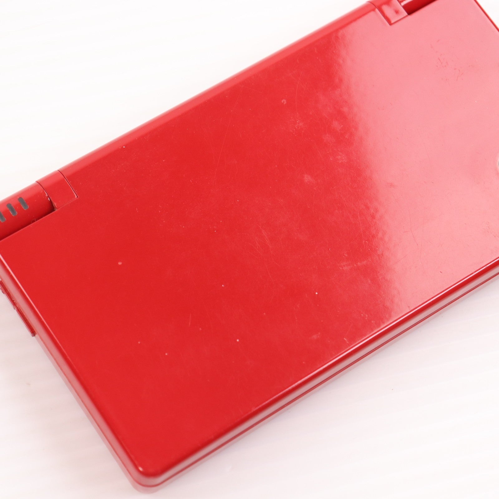 【中古即納】[NDS] (本体) ニンテンドーDSi レッド 任天堂(TWL-S-RA)(20090711)