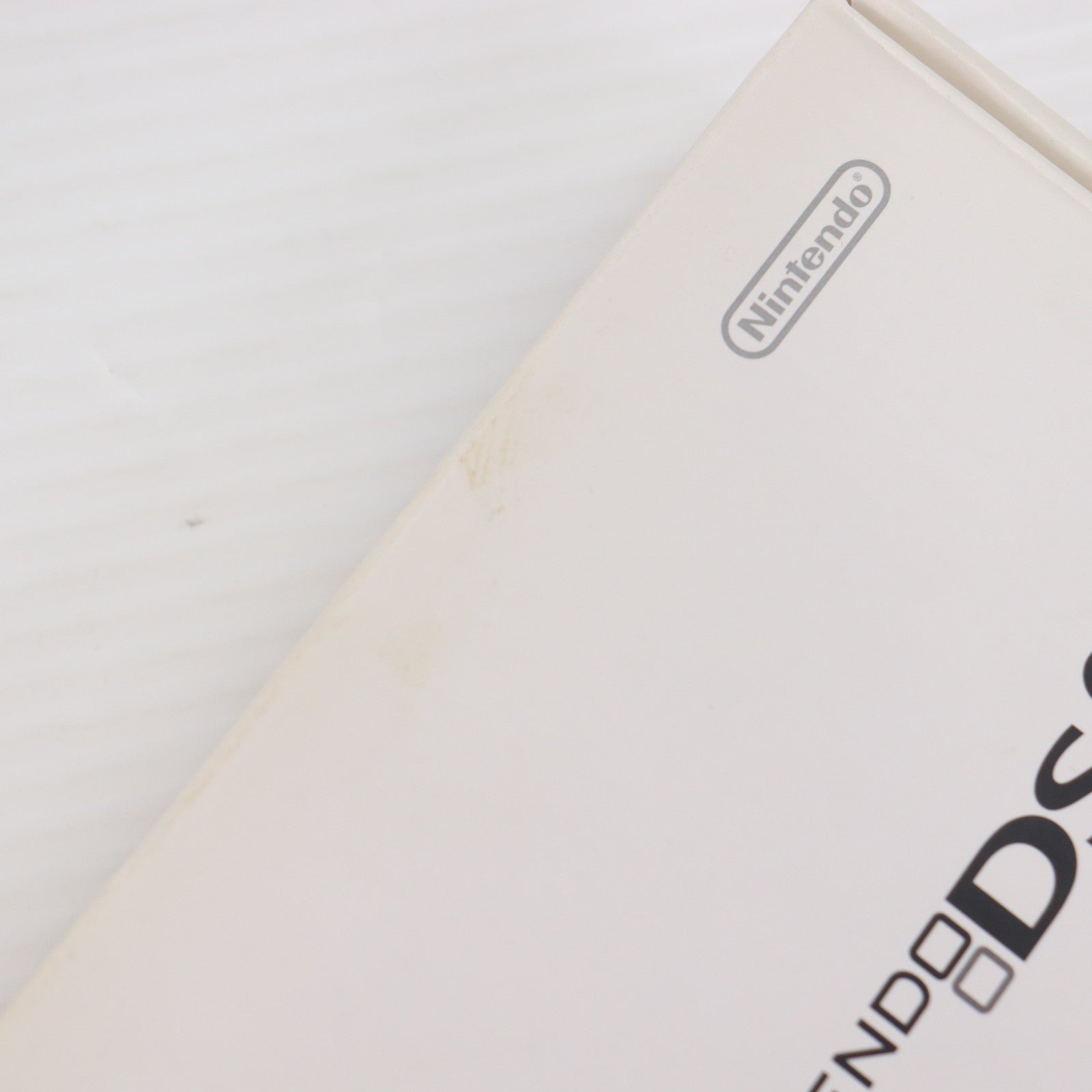 【中古即納】[NDS] (本体) ニンテンドーDSi レッド 任天堂(TWL-S-RA)(20090711)