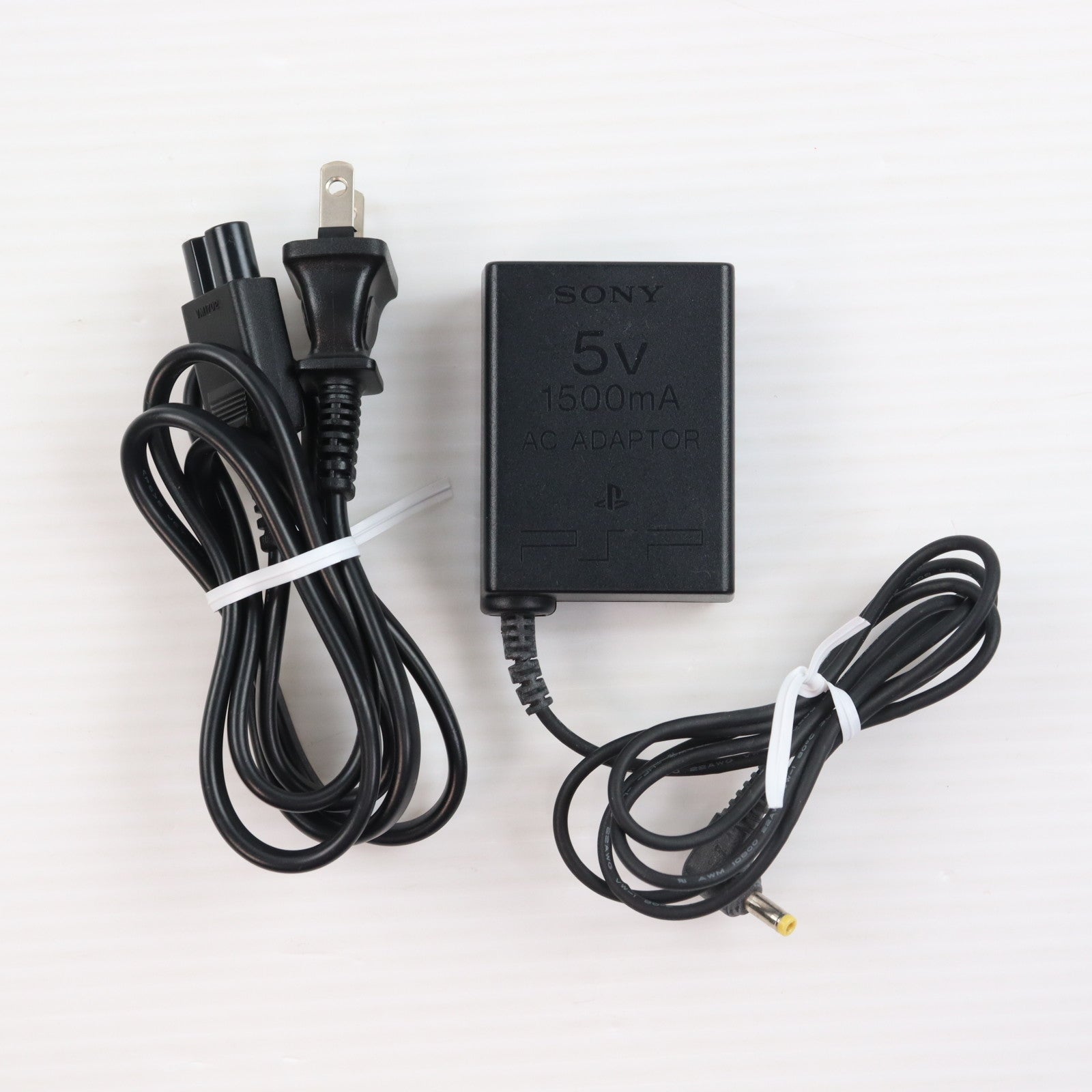 【中古即納】[PSP] (本体) PlayStation Portable(プレイステーション・ポータブル) ブロッサム・ピンク SCE(PSPJ-30013)(20100304)