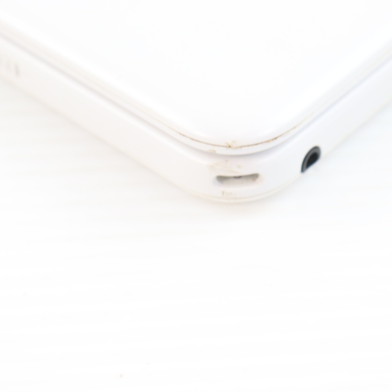 【中古即納】[3DS] (本体) ニンテンドー3DS LL ホワイト 任天堂(SPR-S-WAAA)(20120728)