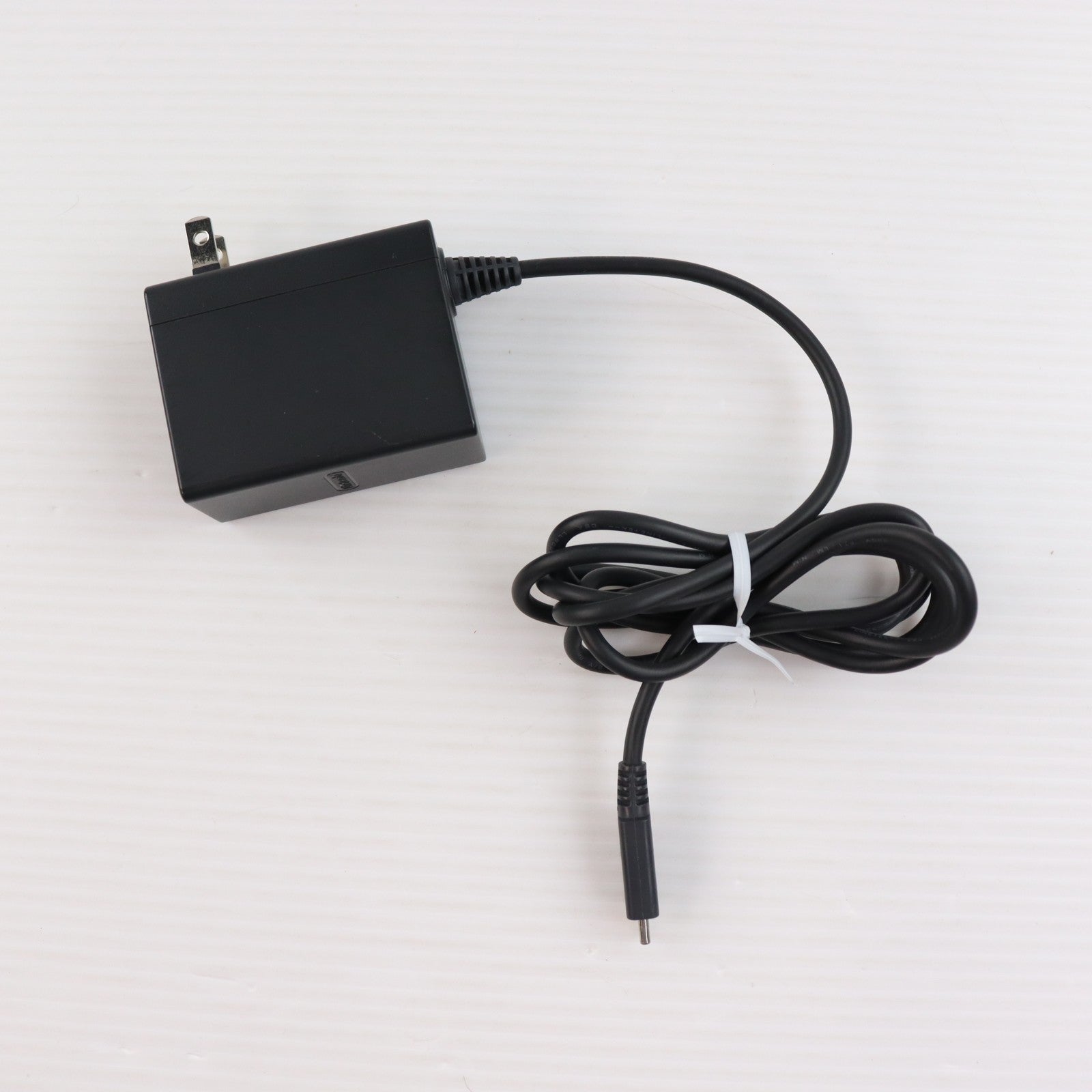 【中古即納】[Switch] (本体) Nintendo Switch Lite(ニンテンドースイッチライト) イエロー 任天堂(HDH-S-YAZAA)(20190920)