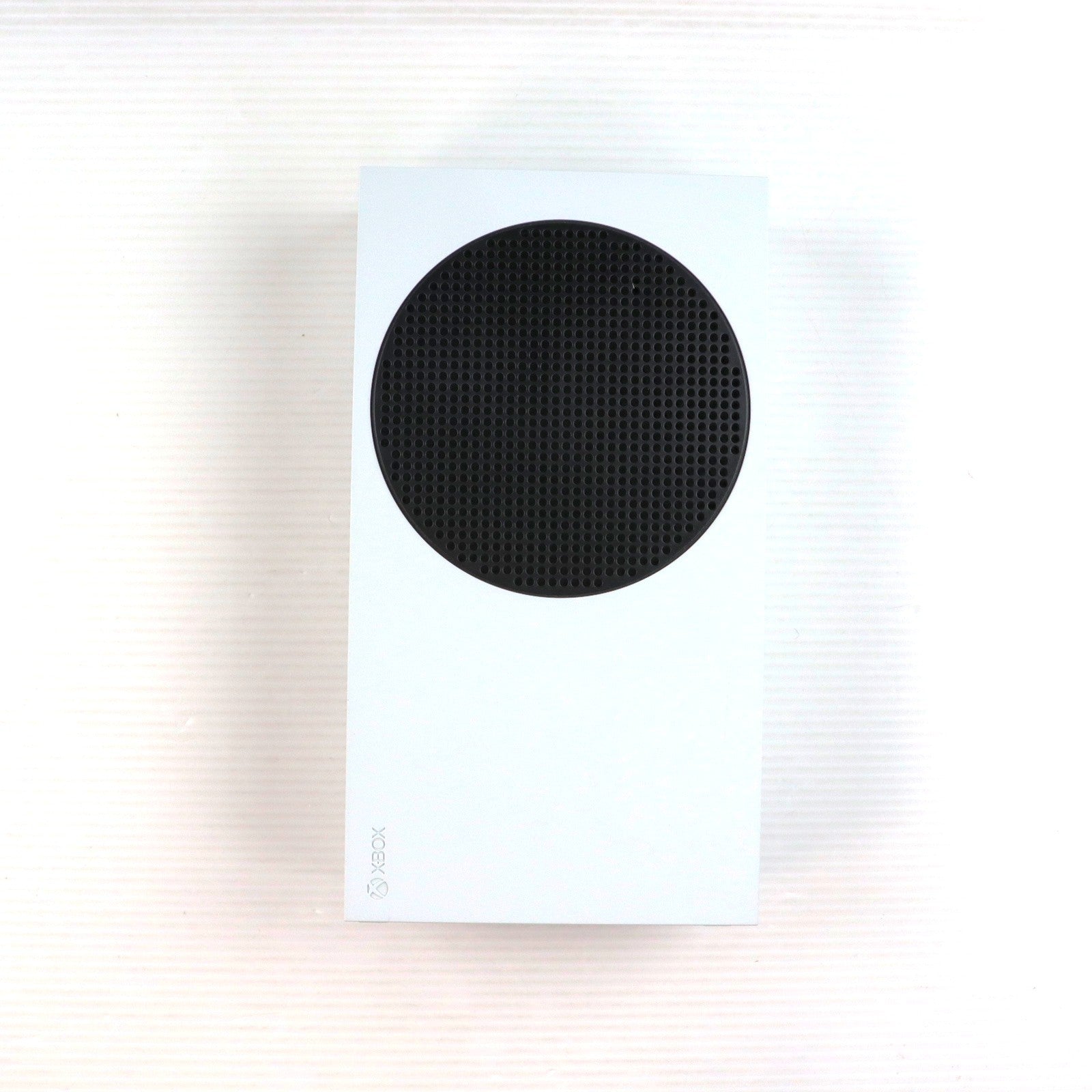 【中古即納】[XboxX/S] (本体) Xbox Series S 512GB 日本マイクロソフト(RRS-00015)(20201110)