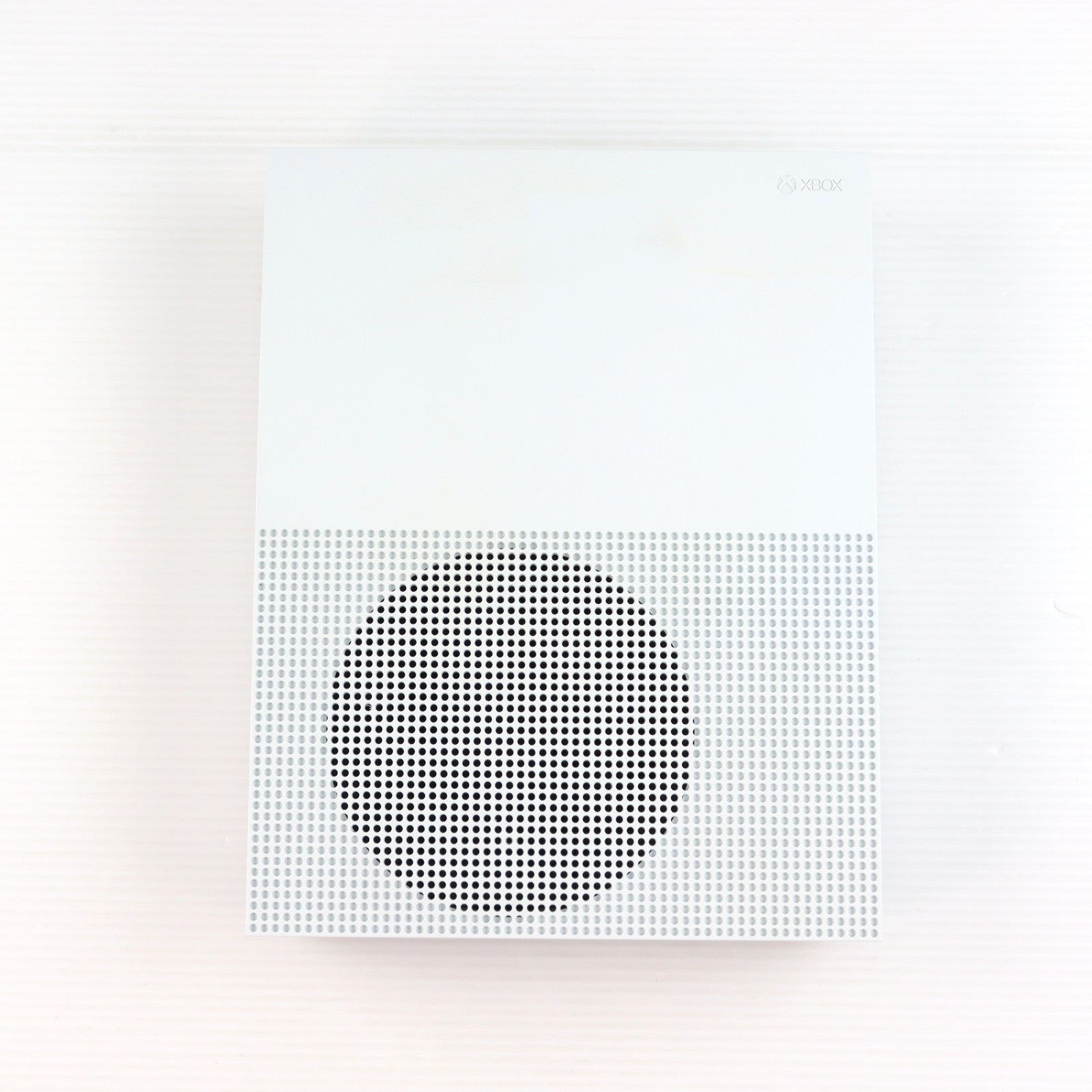 【中古即納】[XboxOne] (本体) Xbox One S 500GB Minecraft同梱版 日本マイクロソフト(ZQ9-00068)(20170126)