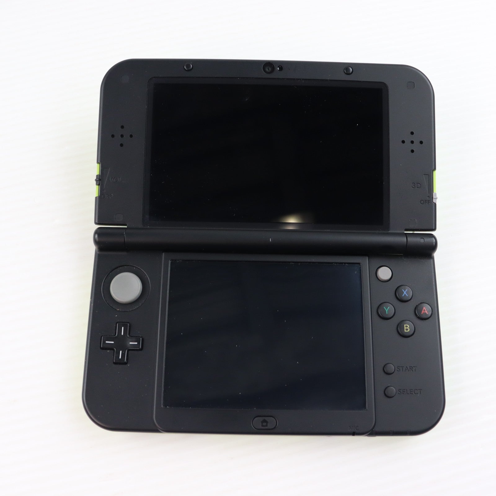 【中古即納】[3DS] (本体) Newニンテンドー3DS LL ライム×ブラック 任天堂(RED-S-MAAA)(20160609)