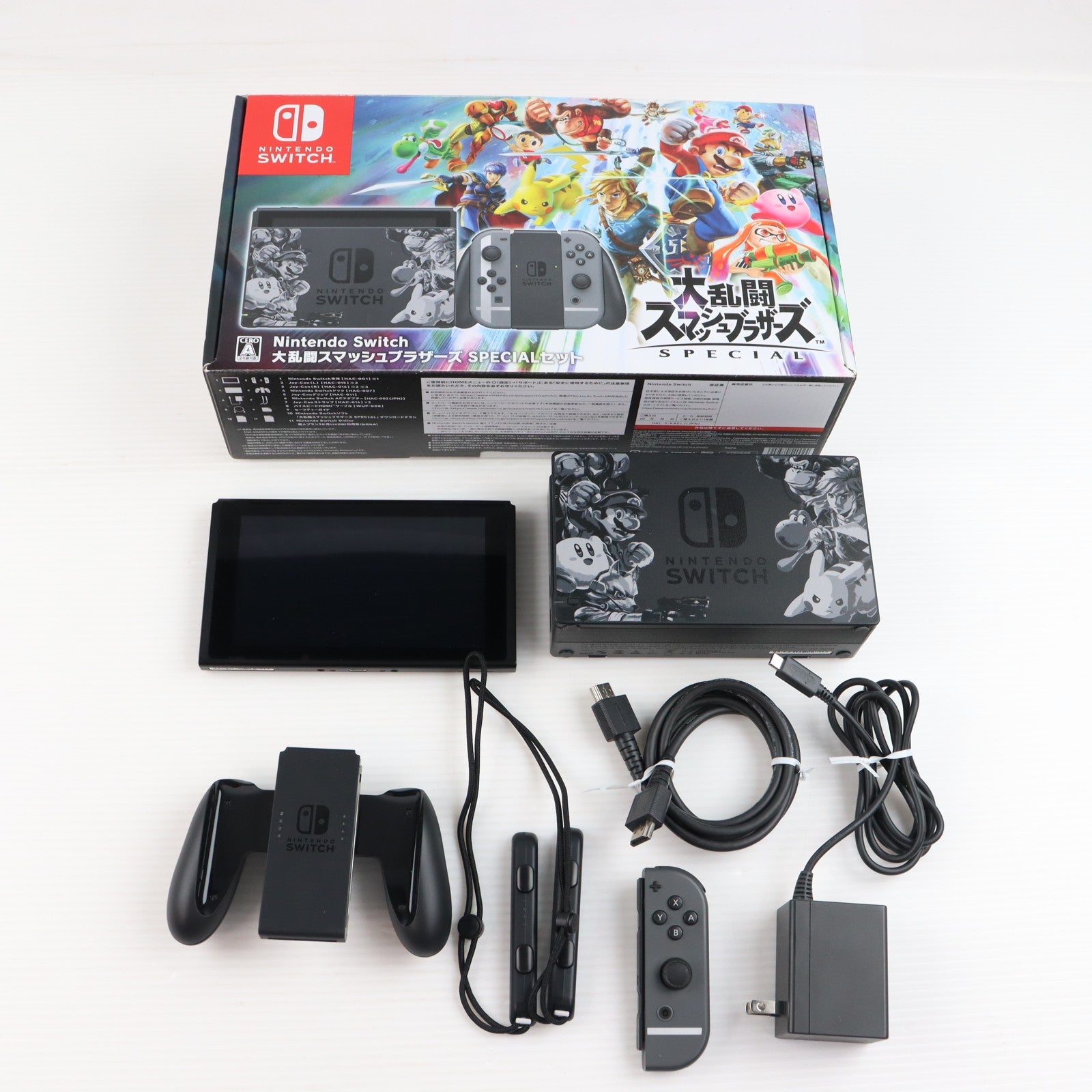 【中古即納】[Switch] (本体) Nintendo Switch(ニンテンドースイッチ) 大乱闘スマッシュブラザーズ SPECIALセット(スペシャルセット) 任天堂(HAC-S-KAELJ)(20181116)