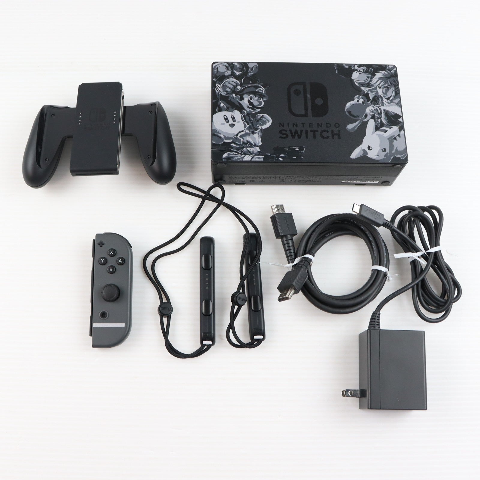 【中古即納】[Switch] (本体) Nintendo Switch(ニンテンドースイッチ) 大乱闘スマッシュブラザーズ SPECIALセット(スペシャルセット) 任天堂(HAC-S-KAELJ)(20181116)