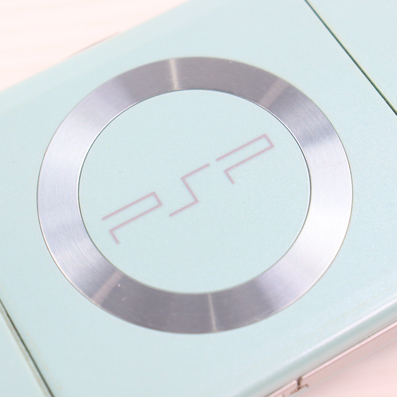 【中古即納】[PSP] (本体) PSP プレイステーション・ポータブル ミント・グリーン SCE(PSP-2000MG)(20080228)