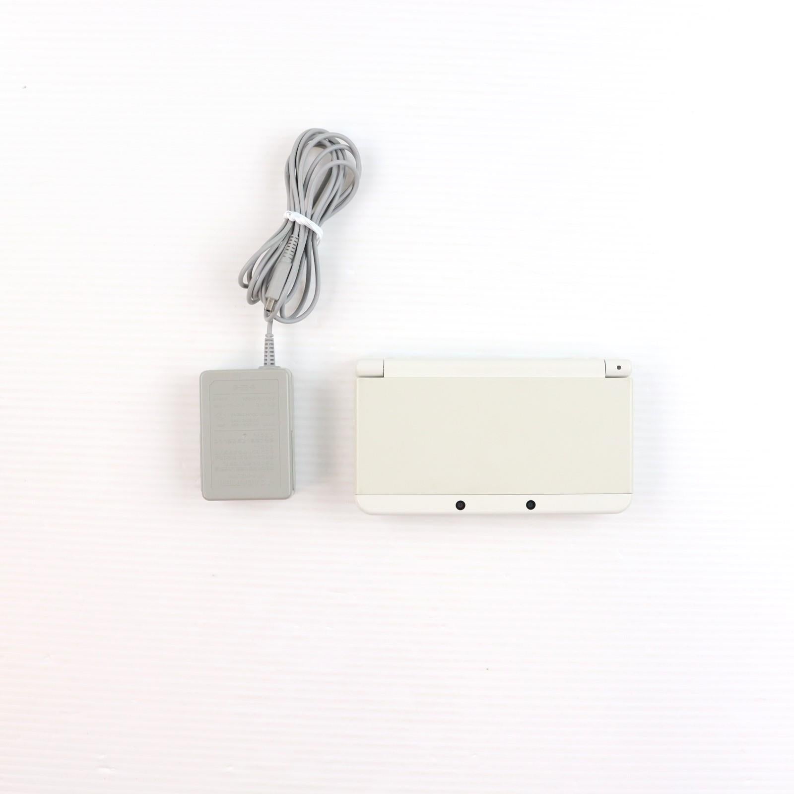 【中古即納】[3DS] (本体) Newニンテンドー3DS ホワイト 任天堂(KTR-S-WAAA)(20141011)