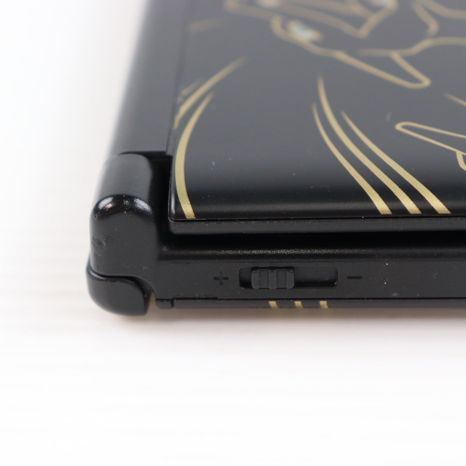 【中古即納】[3DS] (本体) ポケモンセンター限定 ニンテンドー3DS LL リザードンエディション 任天堂(SPR-S-KLAA)(20121215)