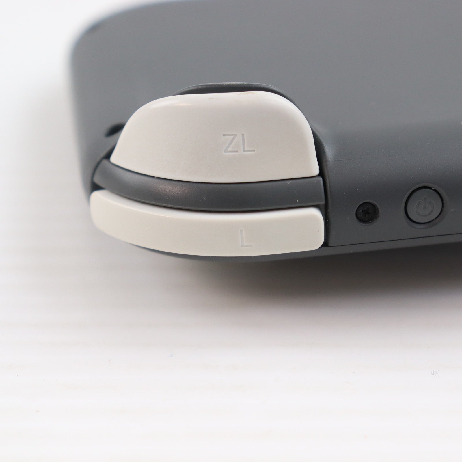 【中古即納】[Switch] (本体) Nintendo Switch Lite(ニンテンドースイッチライト) グレー 任天堂(HDH-S-GAZAA)(20190920)