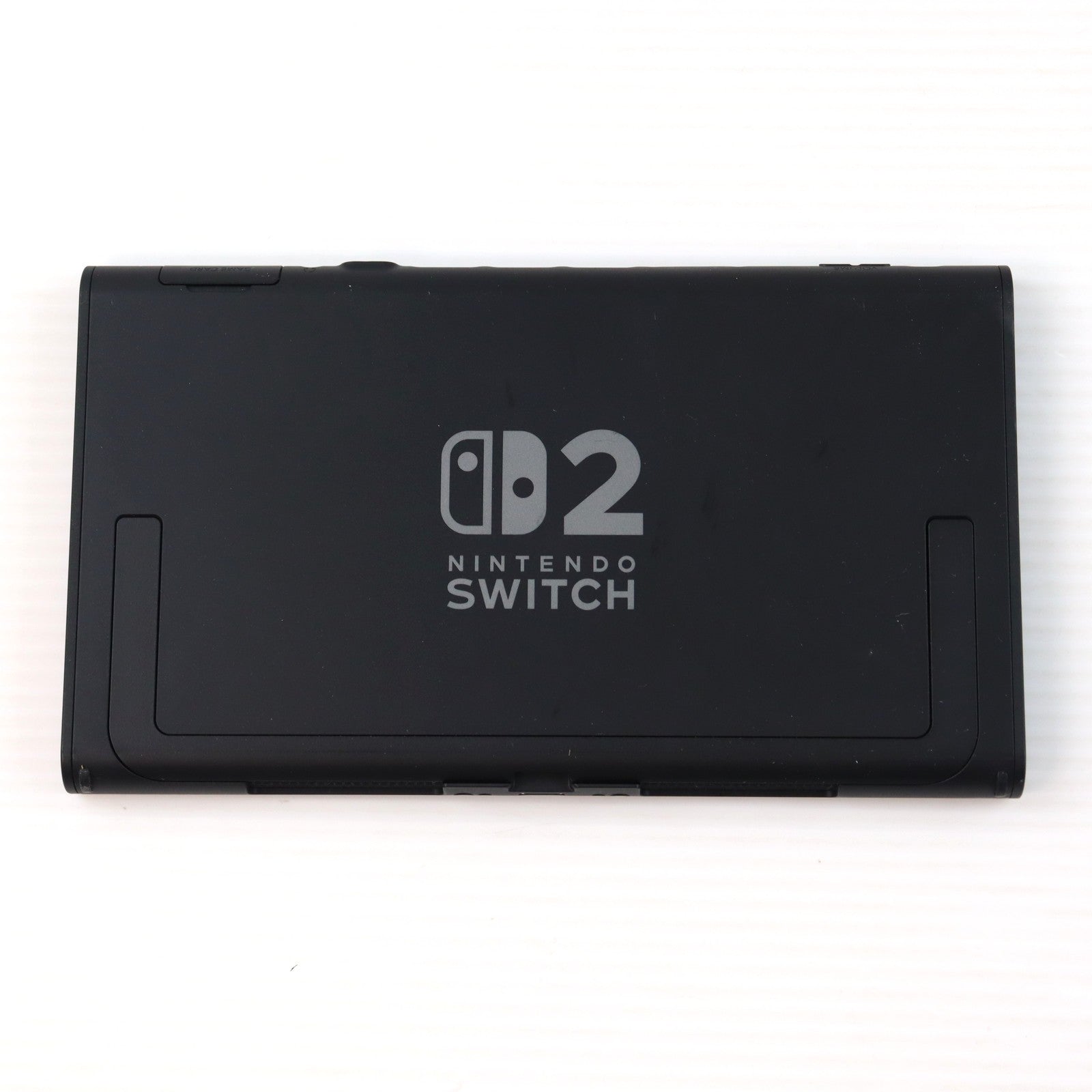 【中古即納】[Switch2] (本体)(ソフト無し) Nintendo Switch 2(ニンテンドースイッチ2)(日本語・国内専用) マリオカート ワールド セット 任天堂(BEE-S-KB6PA)(20250605)