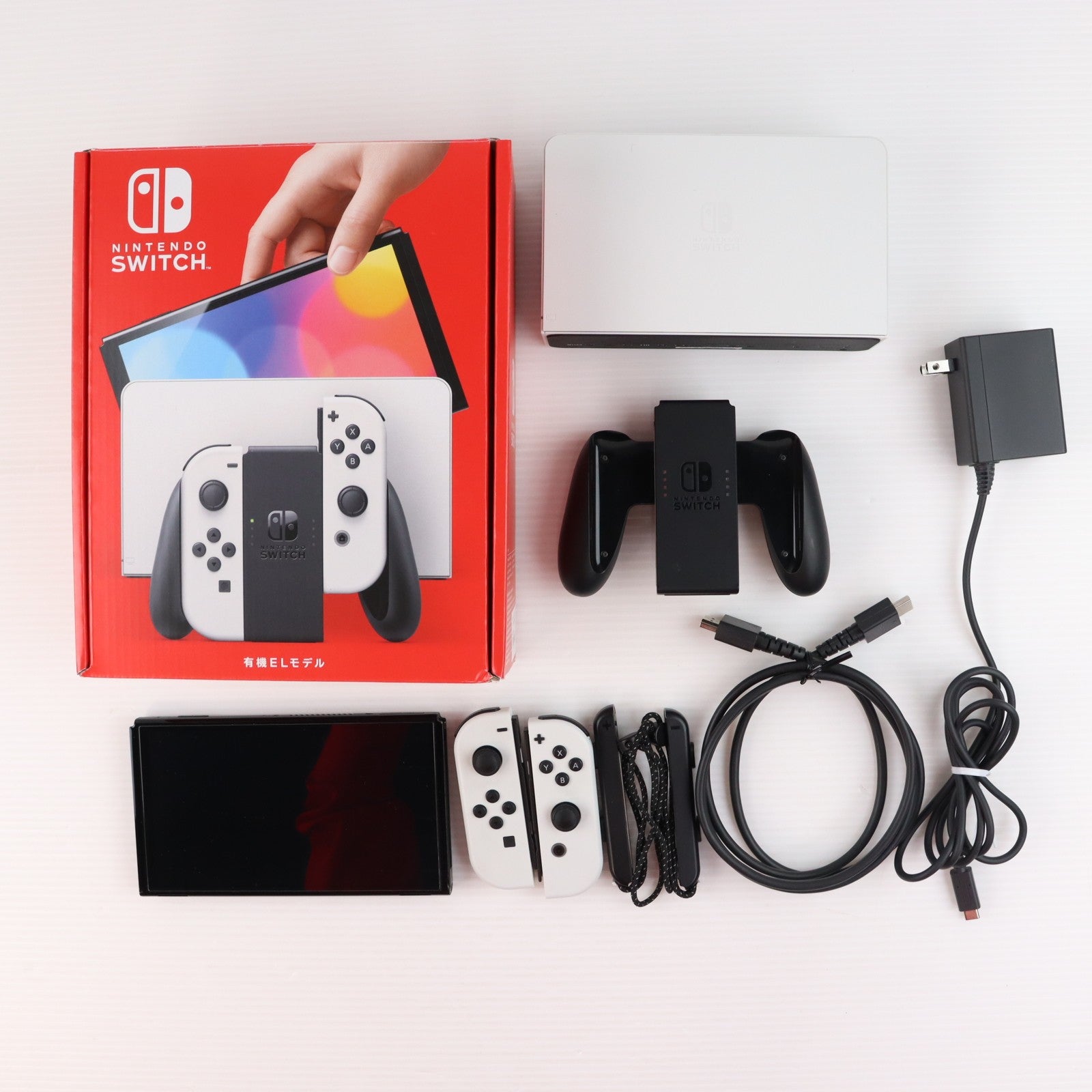 【中古即納】[Switch] (本体) Nintendo Switch(ニンテンドースイッチ) 有機ELモデル Joy-Con(L)/R ホワイト 任天堂(HEG-S-KAAAA)(20211008)