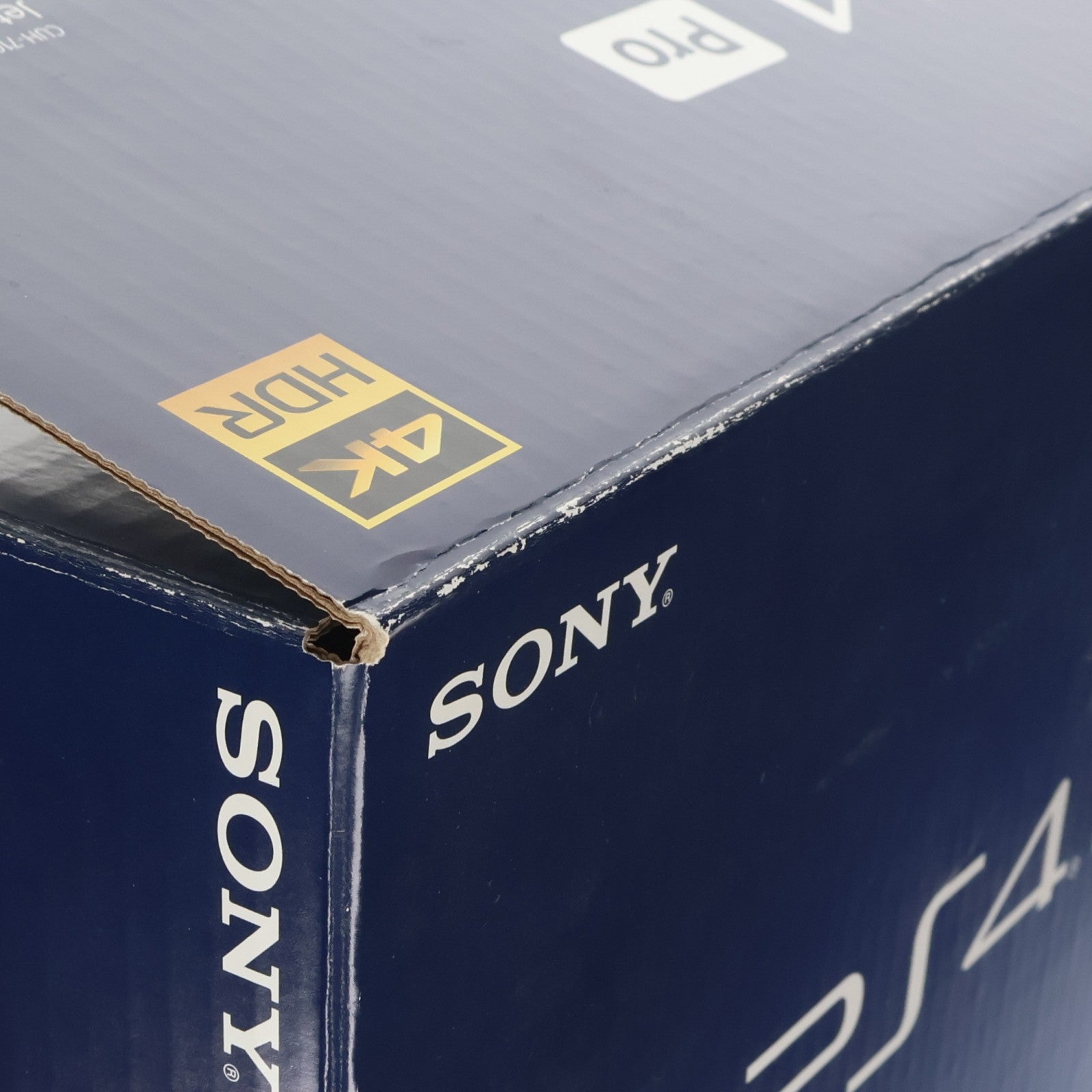 【中古即納】[PS4] (本体) PlayStation 4 Pro(プレイステーション4 プロ) ジェット・ブラック 1TB SIE(CUH-7100BB01)(20170929)