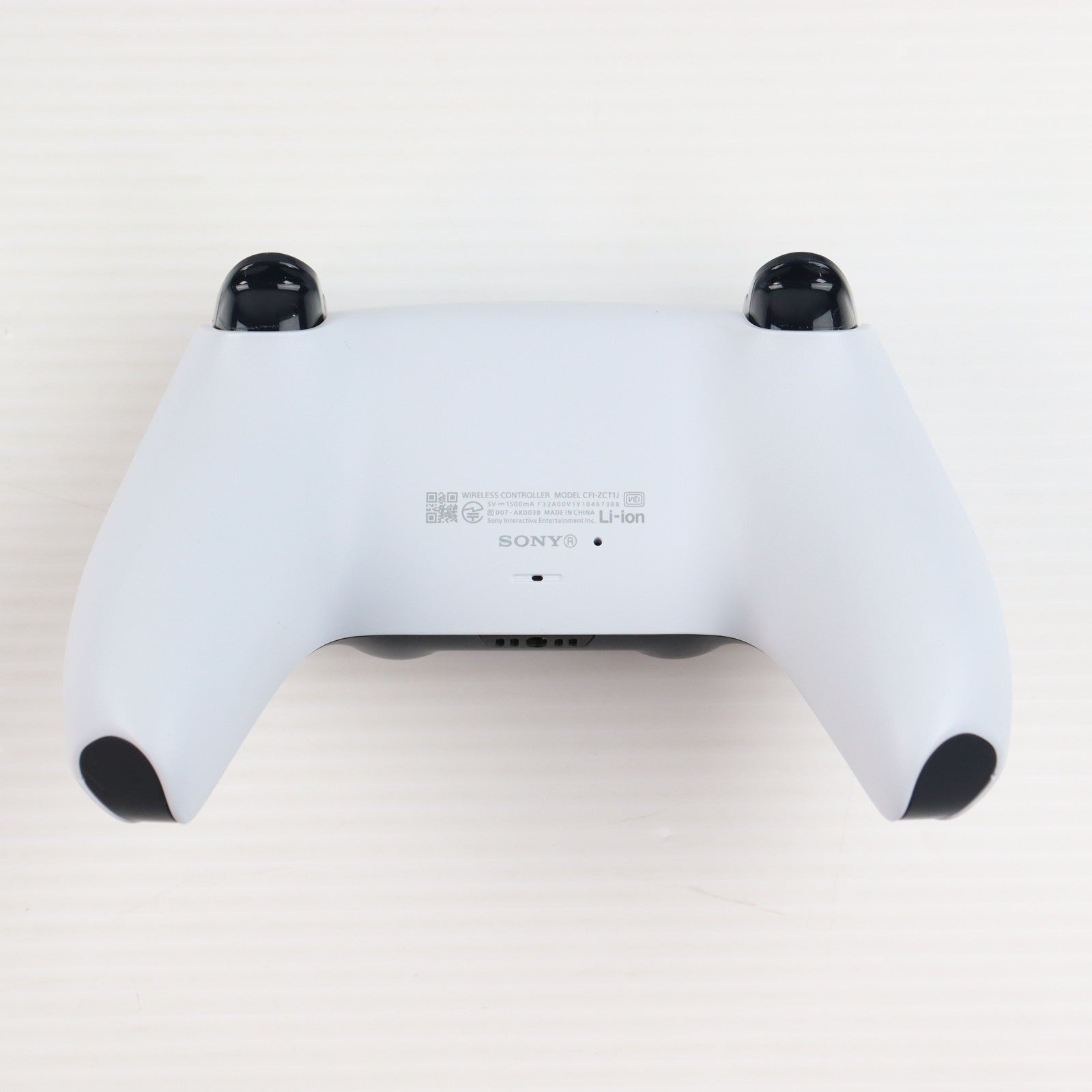 【中古即納】[PS5] (本体) PlayStation 5(プレイステーション5) デジタル・エディション SIE(CFI-1200B01)(20220915)